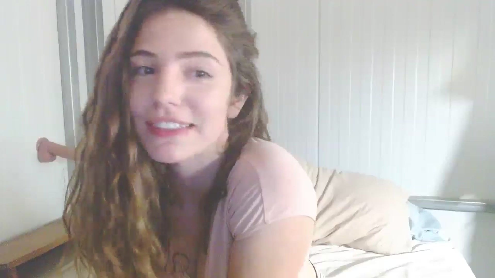 Gallery image thumbnail from Elizabeth005's myfreecams stream on, 08/12/2025, 09:48 image 15 of 20