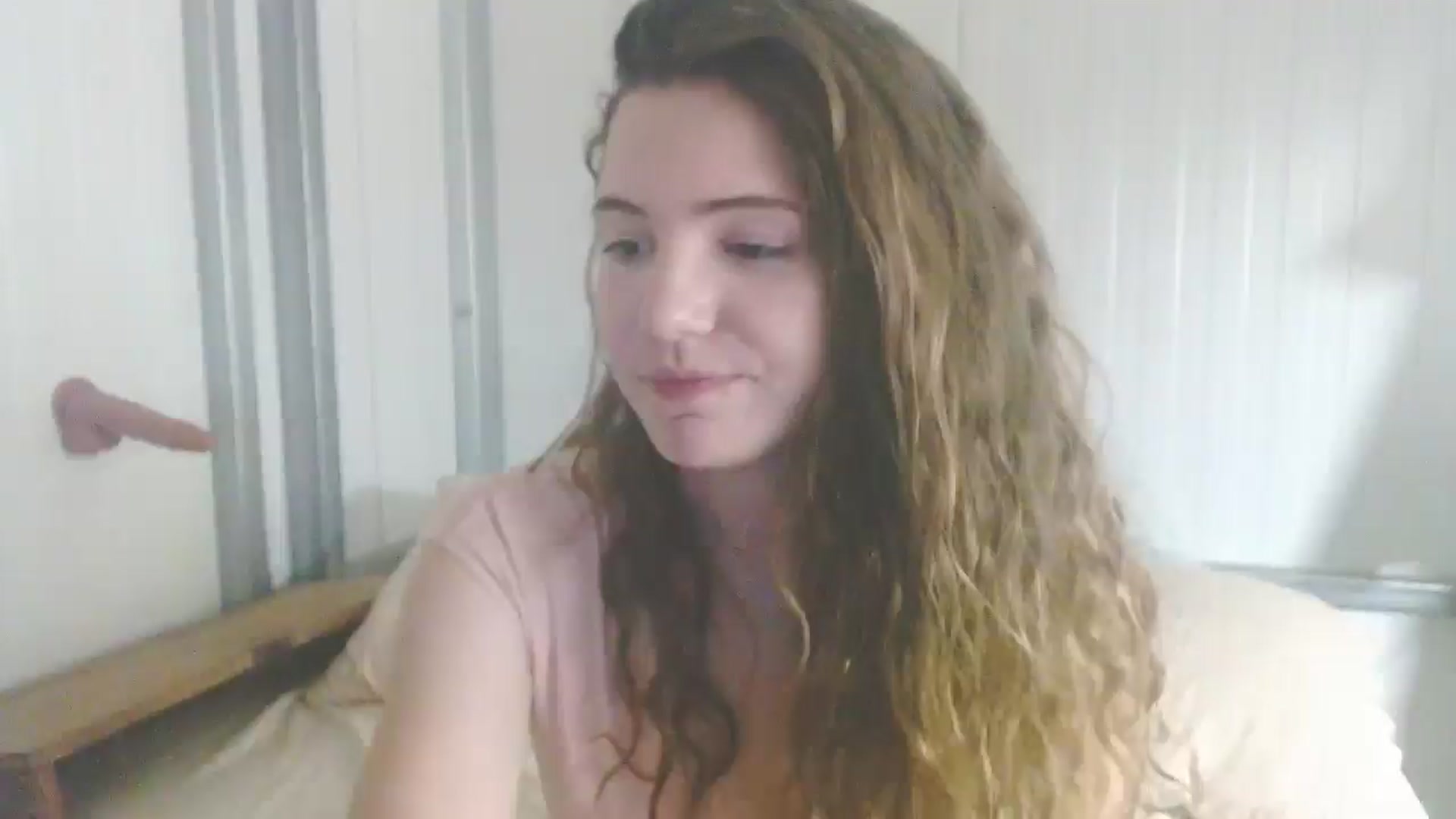 Gallery image thumbnail from Elizabeth005's myfreecams stream on, 08/12/2025, 11:56 image 16 of 20