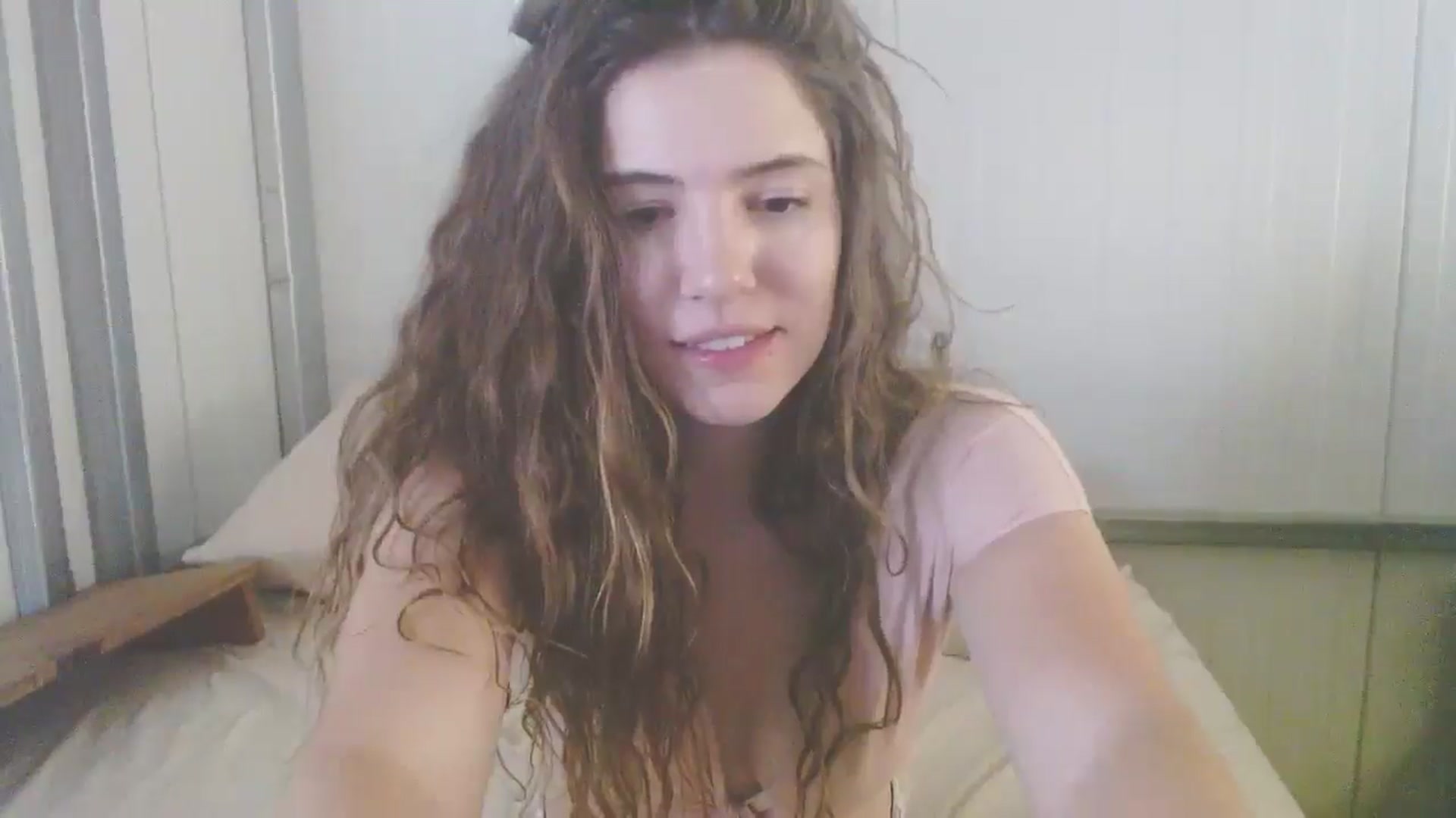 Gallery image thumbnail from Elizabeth005's myfreecams stream on, 08/12/2025, 13:39 image 4 of 20