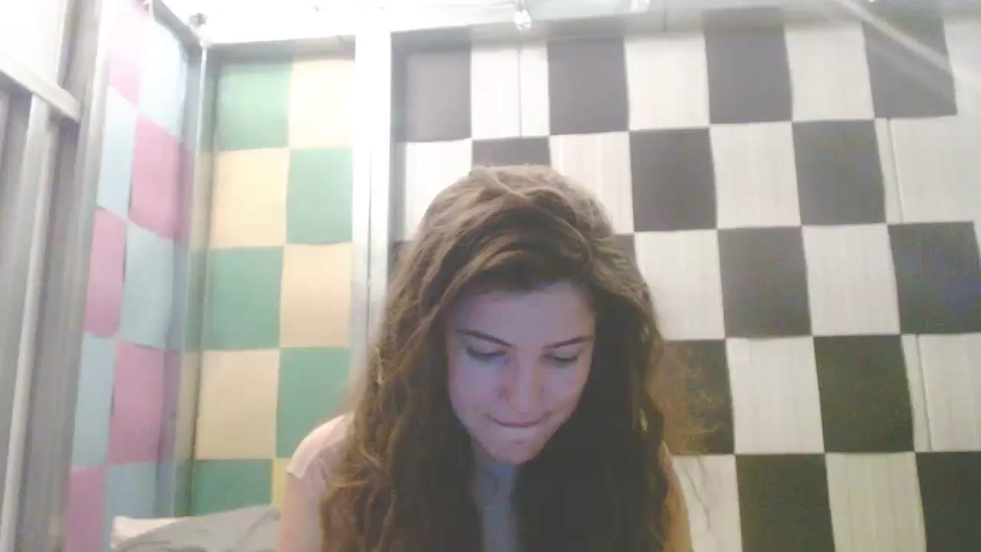 Gallery image thumbnail from Elizabeth005's myfreecams stream on, 08/20/2025, 10:21 image 14 of 20