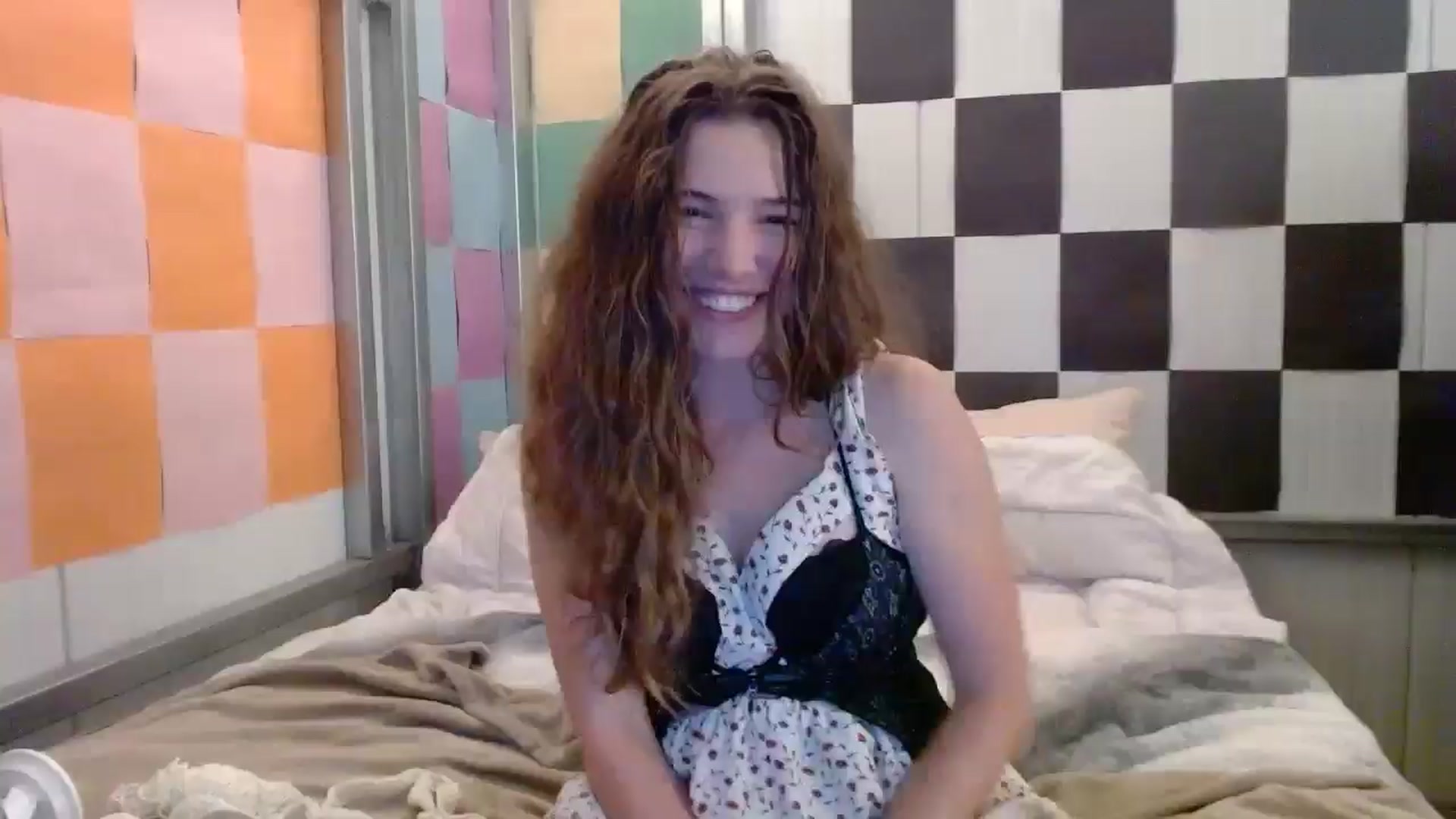 Gallery image thumbnail from Elizabeth005's myfreecams stream on, 08/31/2025, 09:02 image 16 of 20