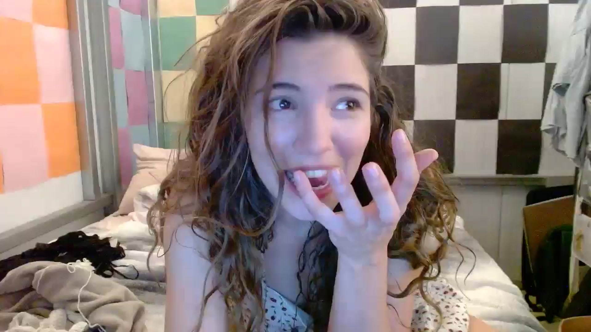 Gallery image thumbnail from Elizabeth005's myfreecams stream on, 08/31/2025, 10:52 image 20 of 20