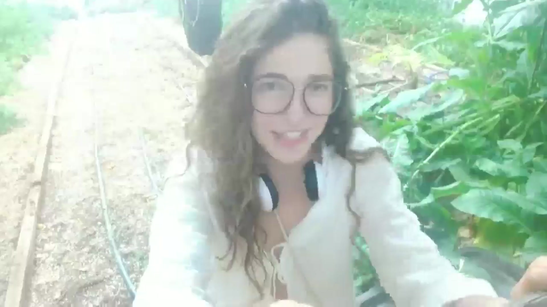 Gallery image thumbnail from Elizabeth005's myfreecams stream on, 09/13/2025, 06:58 image 15 of 20