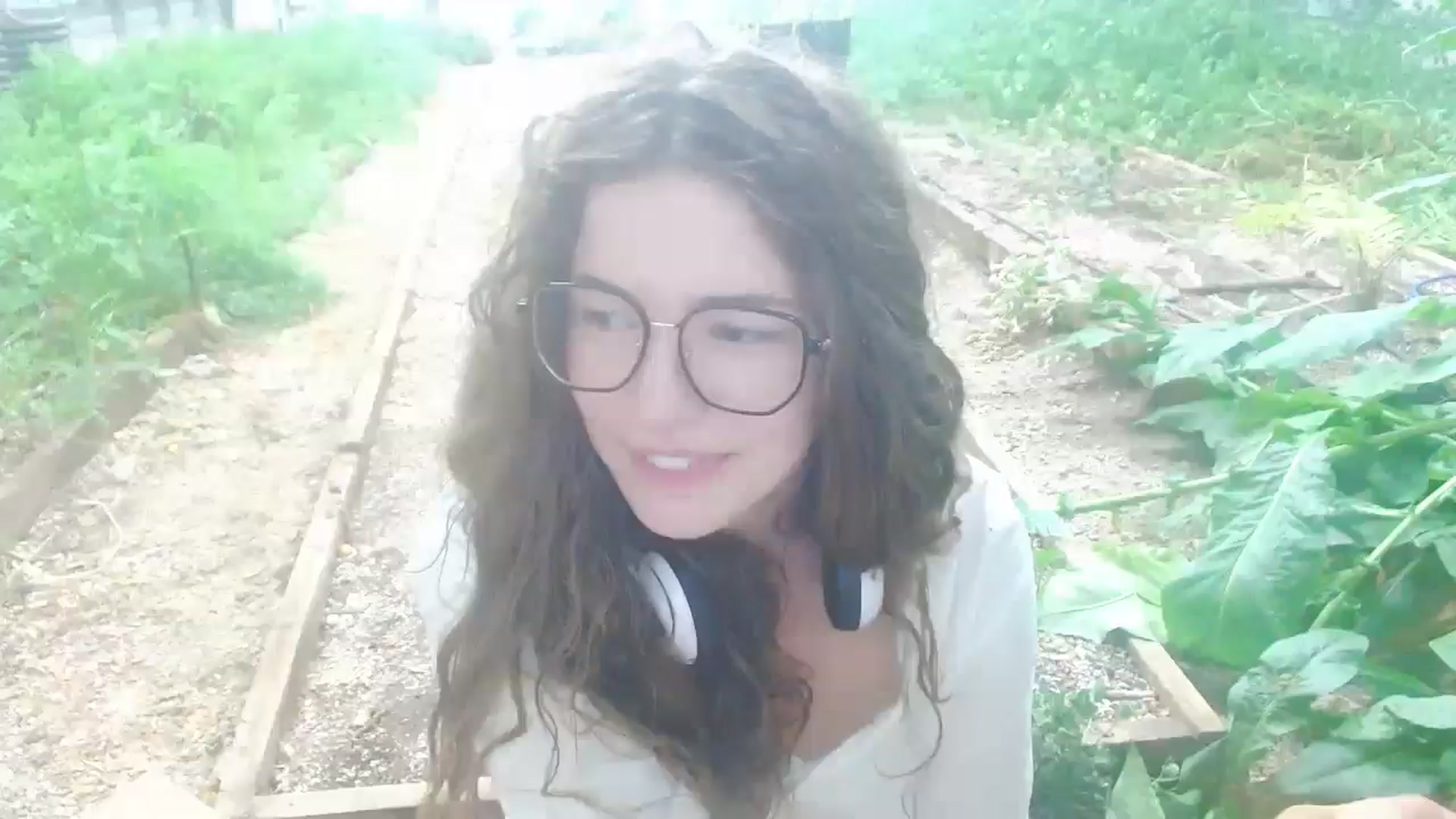 Gallery image thumbnail from Elizabeth005's myfreecams stream on, 09/13/2025, 06:58 image 1 of 20