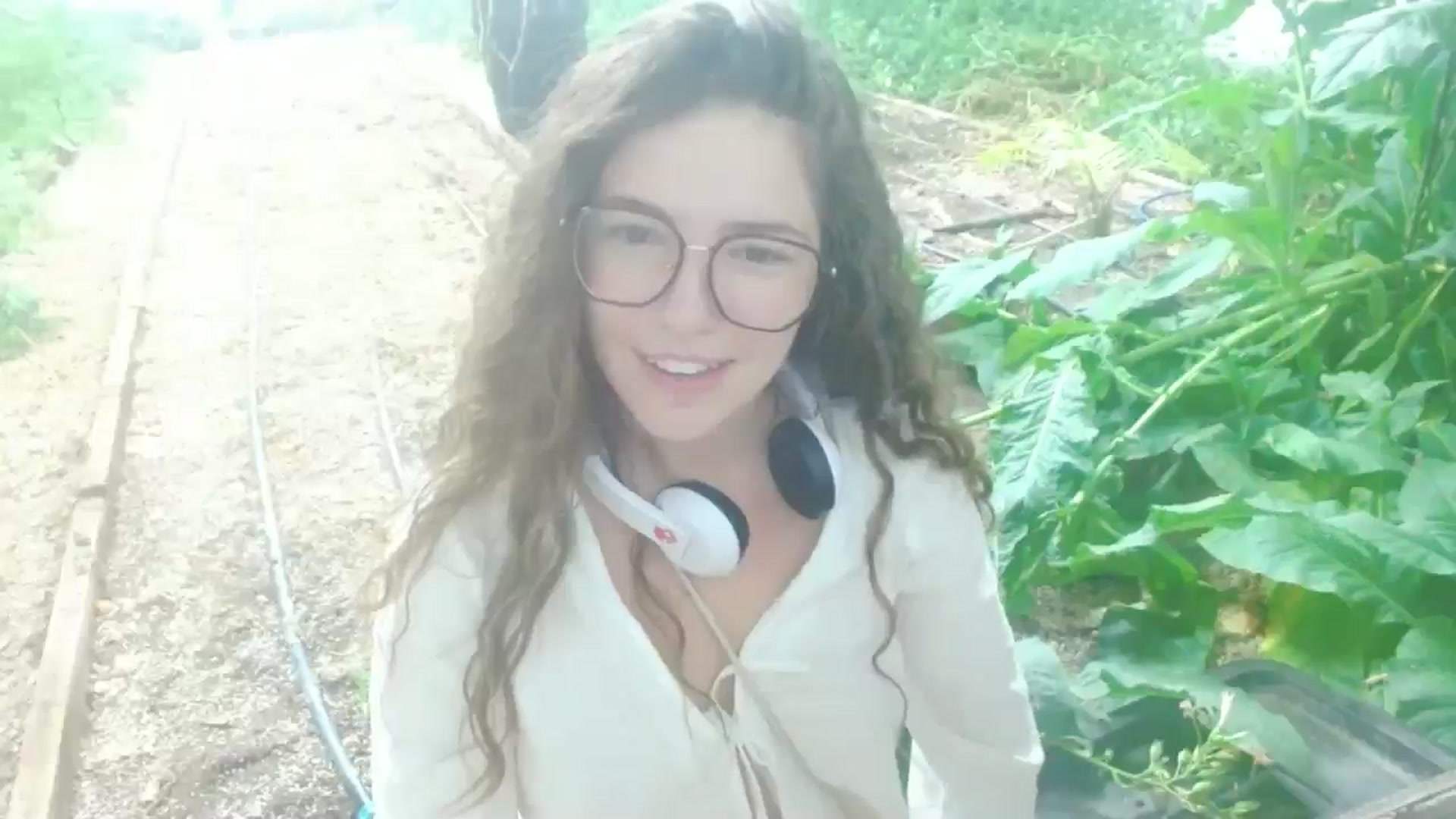 Gallery image thumbnail from Elizabeth005's myfreecams stream on, 09/13/2025, 06:58 image 16 of 20