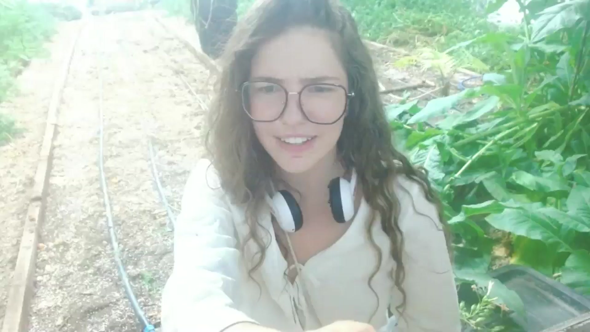 Gallery image thumbnail from Elizabeth005's myfreecams stream on, 09/13/2025, 06:58 image 18 of 20