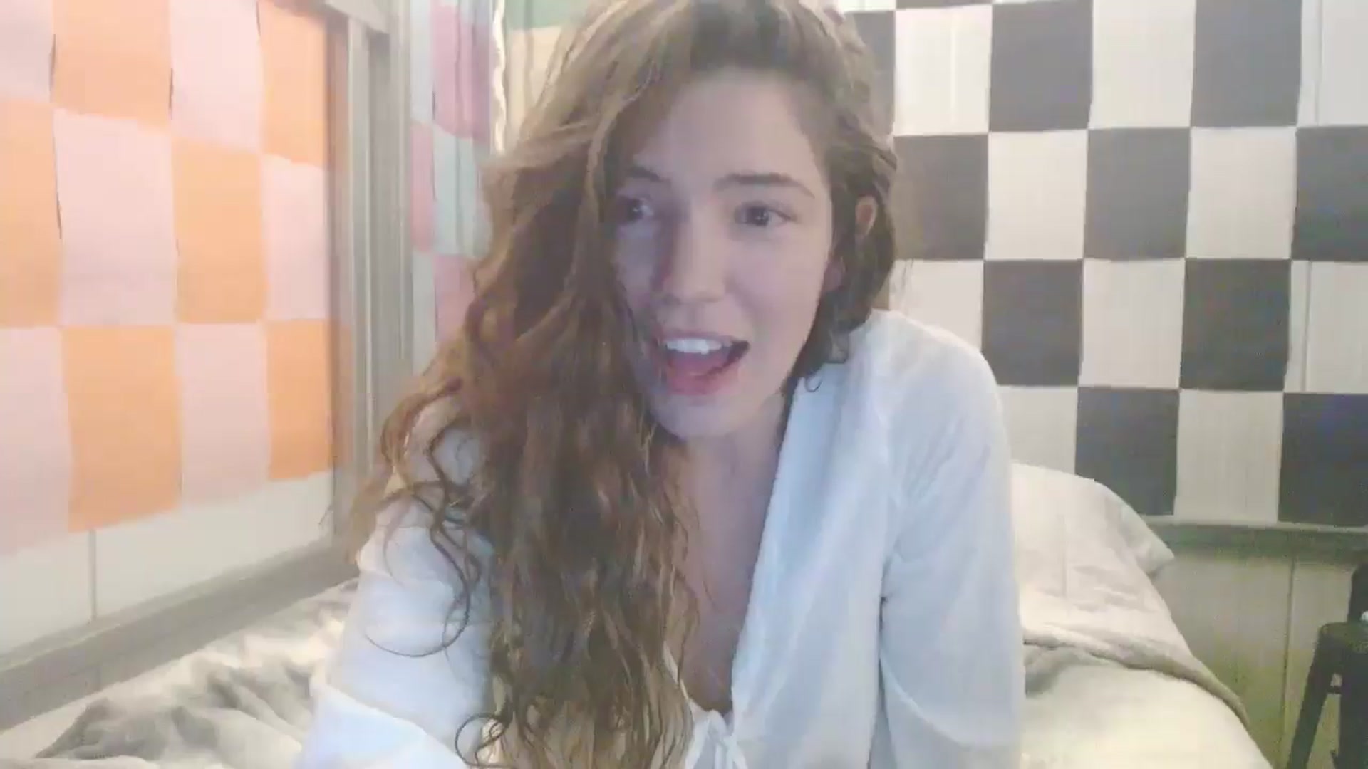 Gallery image thumbnail from Elizabeth005's myfreecams stream on, 09/13/2025, 09:28 image 15 of 20