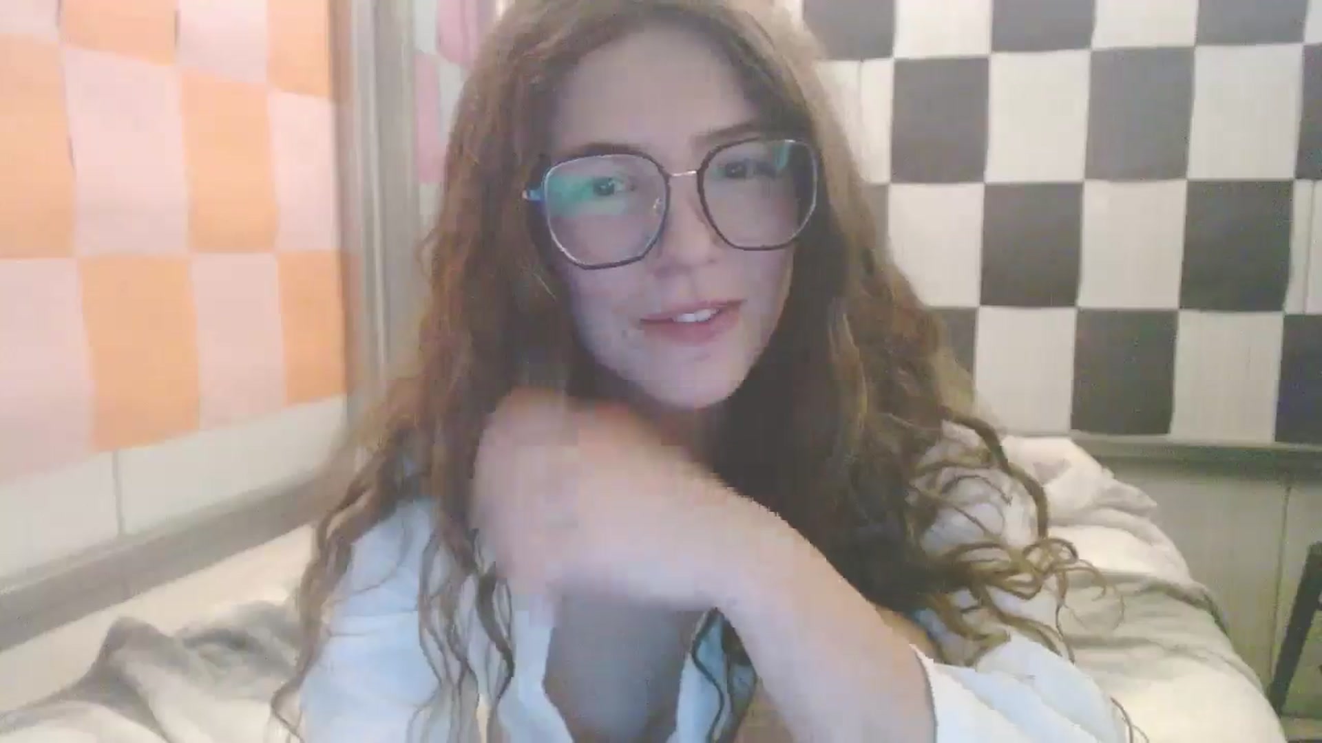 Gallery image thumbnail from Elizabeth005's myfreecams stream on, 09/13/2025, 11:51 image 6 of 20