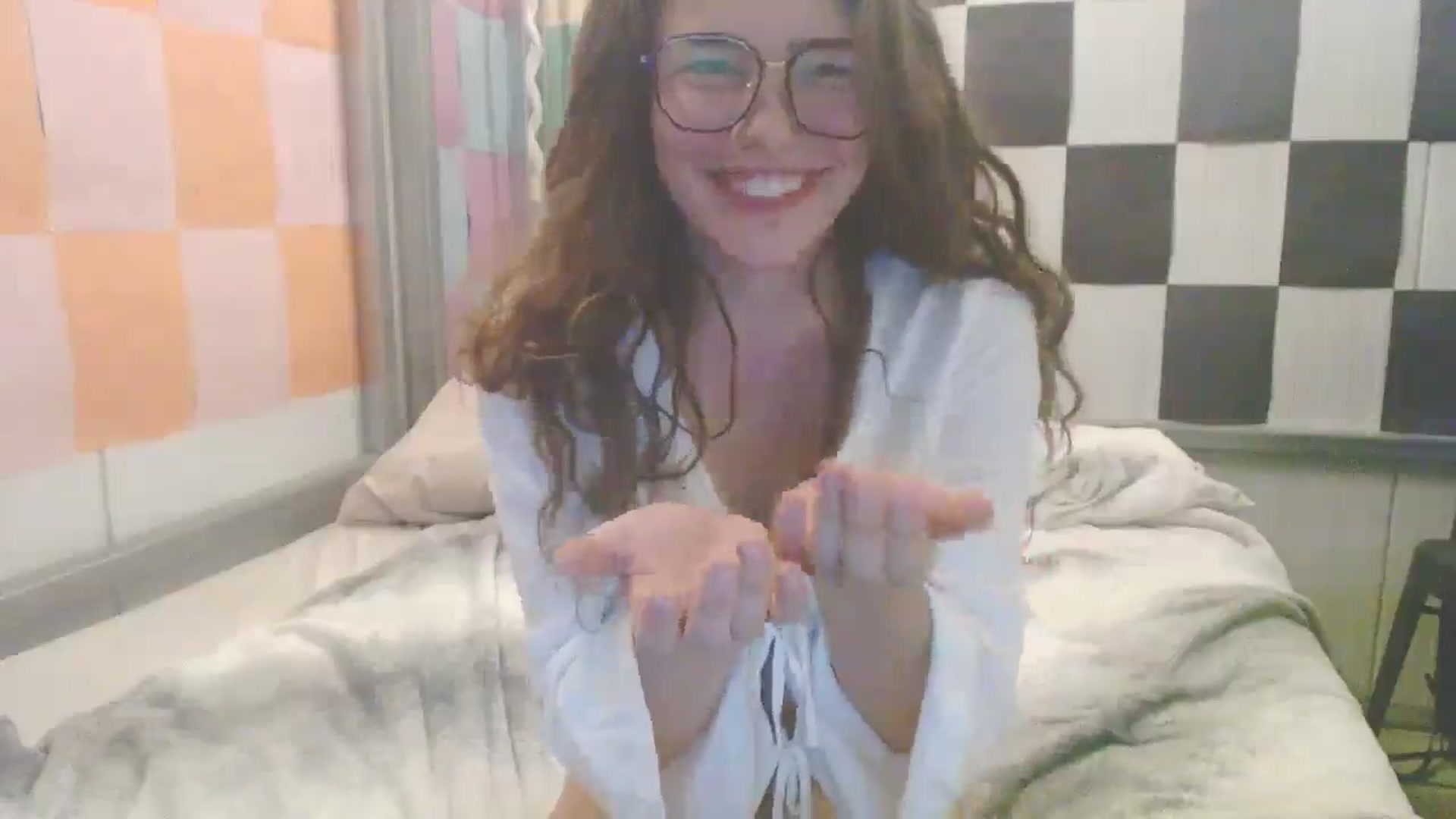 Gallery image thumbnail from Elizabeth005's myfreecams stream on, 09/13/2025, 11:51 image 19 of 20
