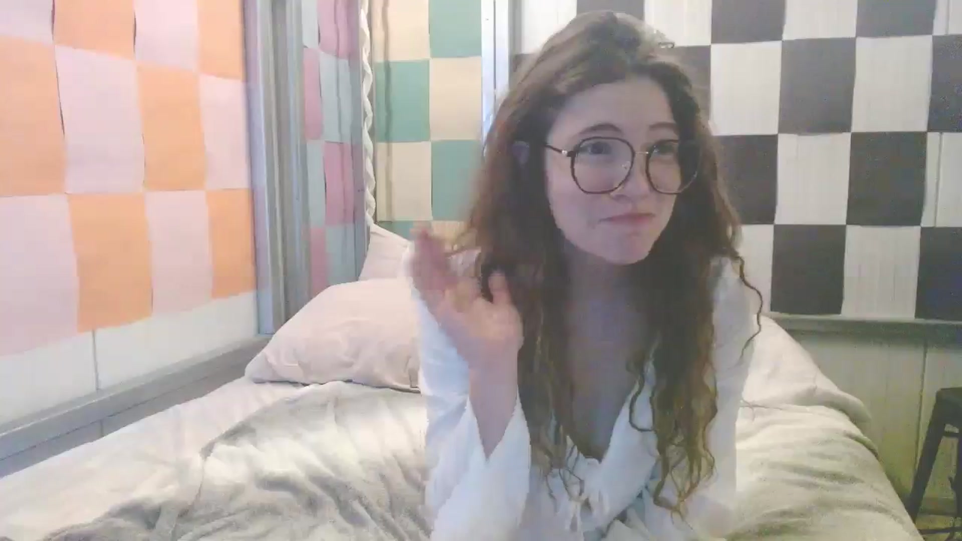 Gallery image thumbnail from Elizabeth005's myfreecams stream on, 09/13/2025, 12:59 image 20 of 20