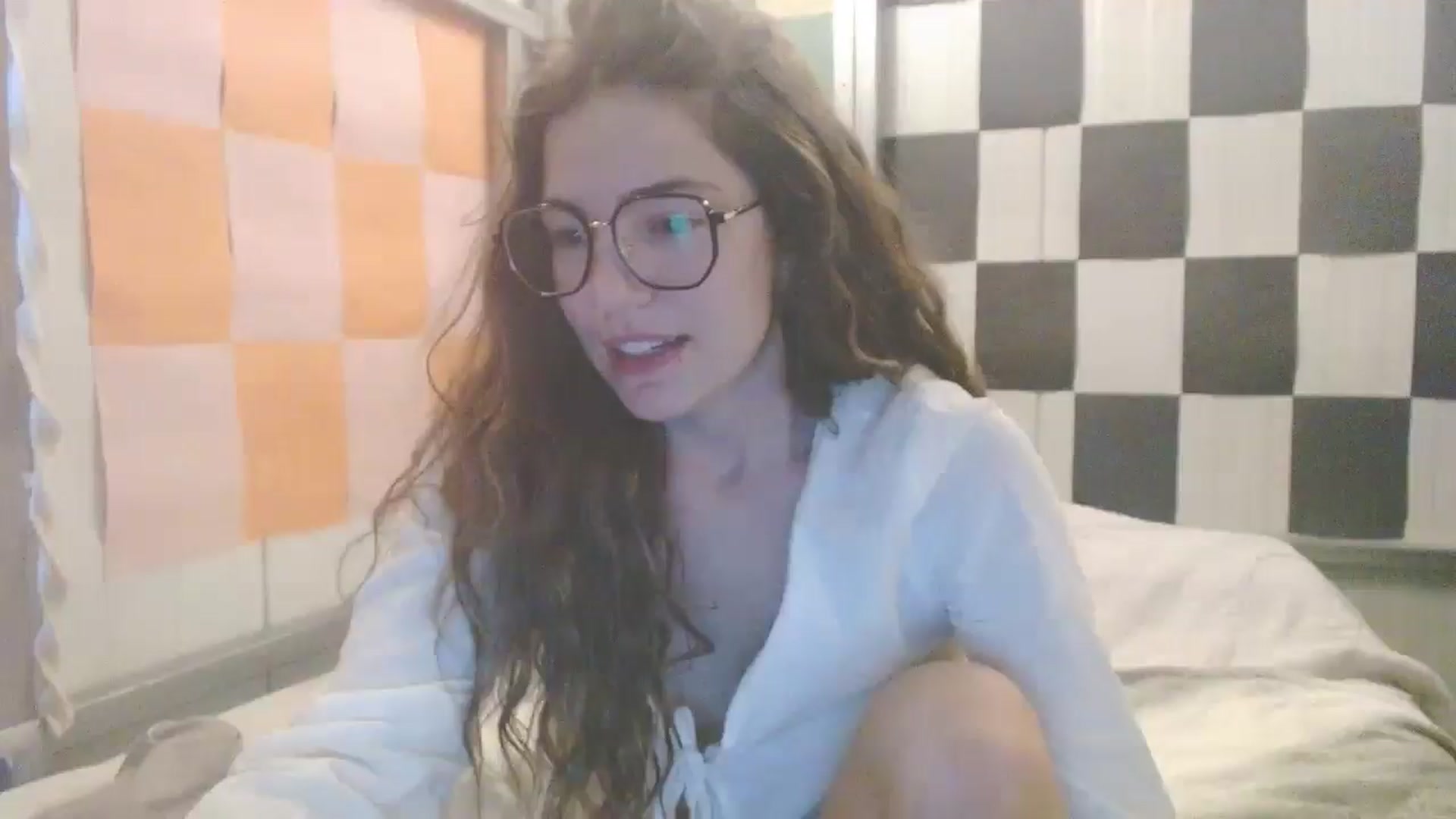 Gallery image thumbnail from Elizabeth005's myfreecams stream on, 09/13/2025, 12:59 image 1 of 20