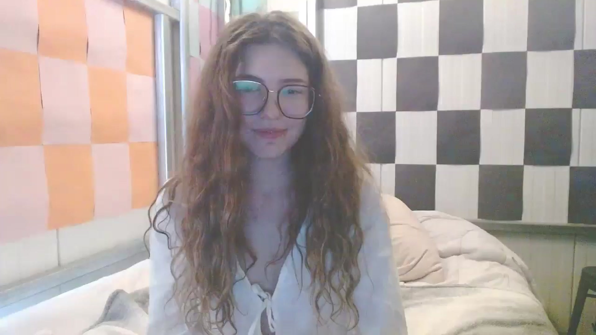 Gallery image thumbnail from Elizabeth005's myfreecams stream on, 09/13/2025, 14:36 image 7 of 20