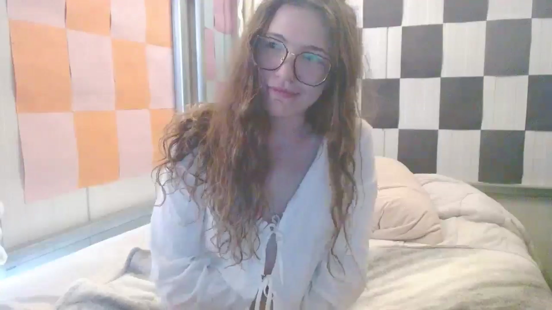 Gallery image thumbnail from Elizabeth005's myfreecams stream on, 09/13/2025, 14:36 image 14 of 20