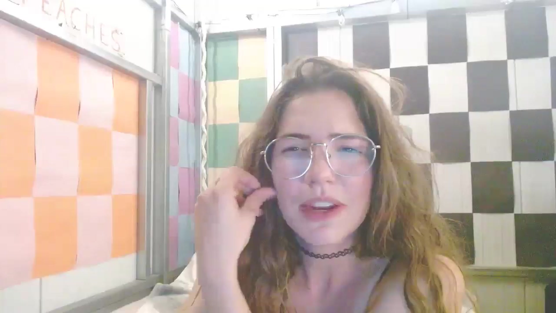 Gallery image thumbnail from Elizabeth005's myfreecams stream on, 09/17/2025, 10:02 image 20 of 20