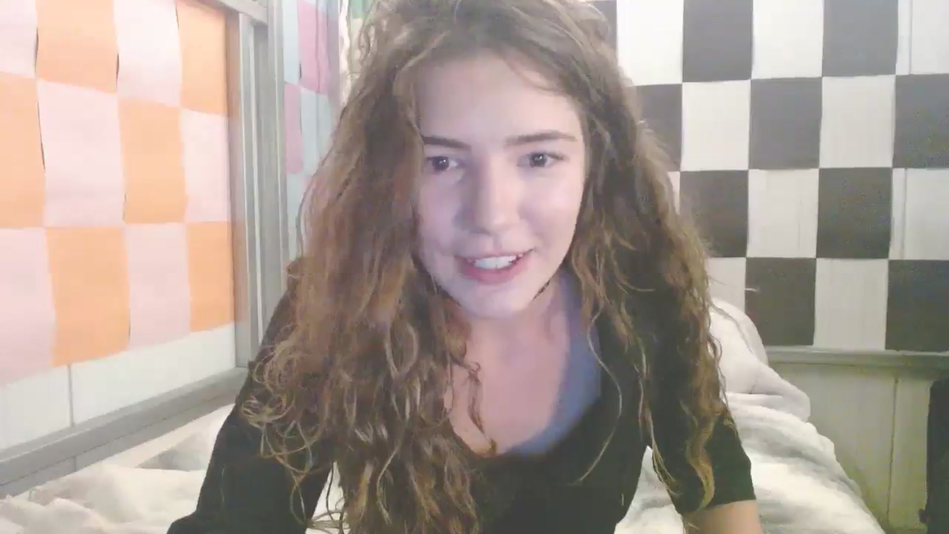 Gallery image thumbnail from Elizabeth005's myfreecams stream on, 09/17/2025, 10:02 image 8 of 20