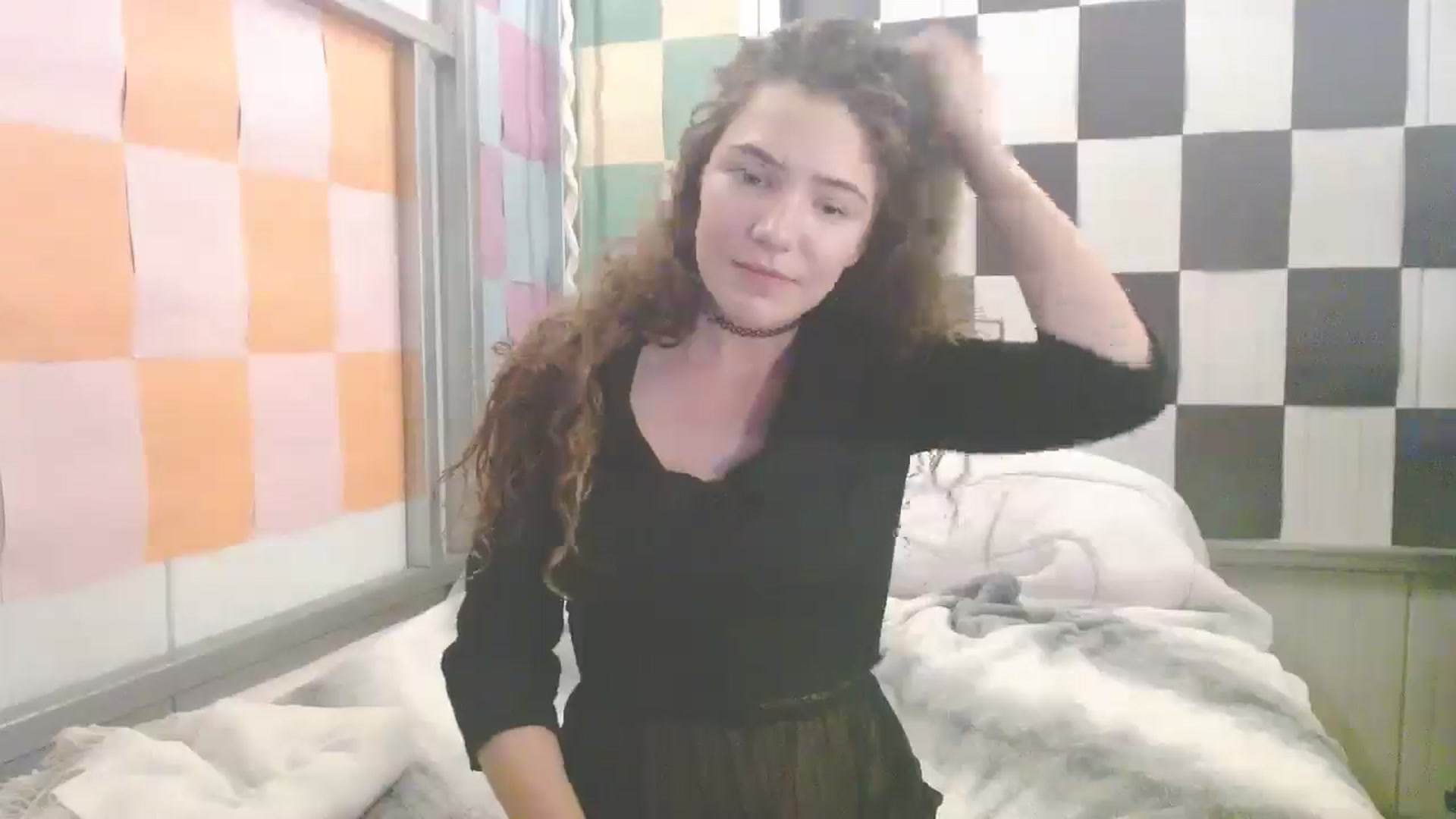Gallery image thumbnail from Elizabeth005's myfreecams stream on, 09/17/2025, 10:02 image 6 of 20