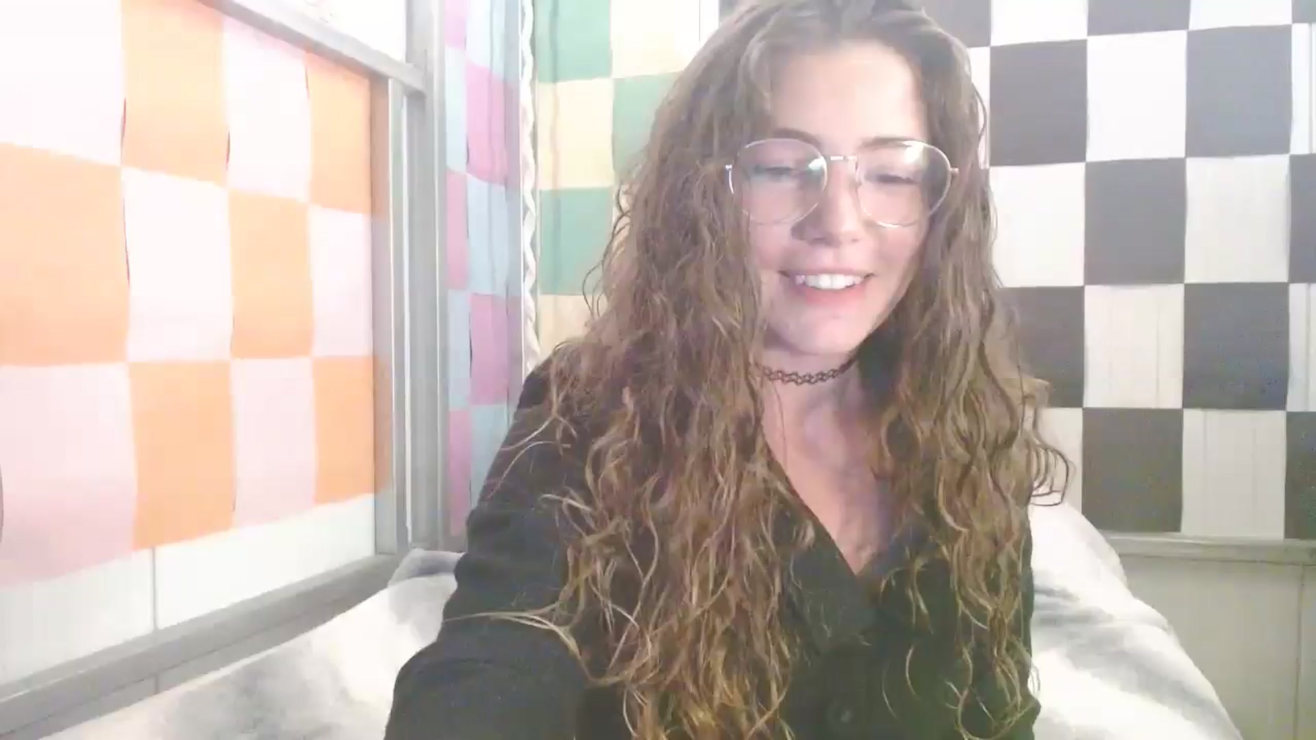 Gallery image thumbnail from Elizabeth005's myfreecams stream on, 09/17/2025, 10:02 image 1 of 20
