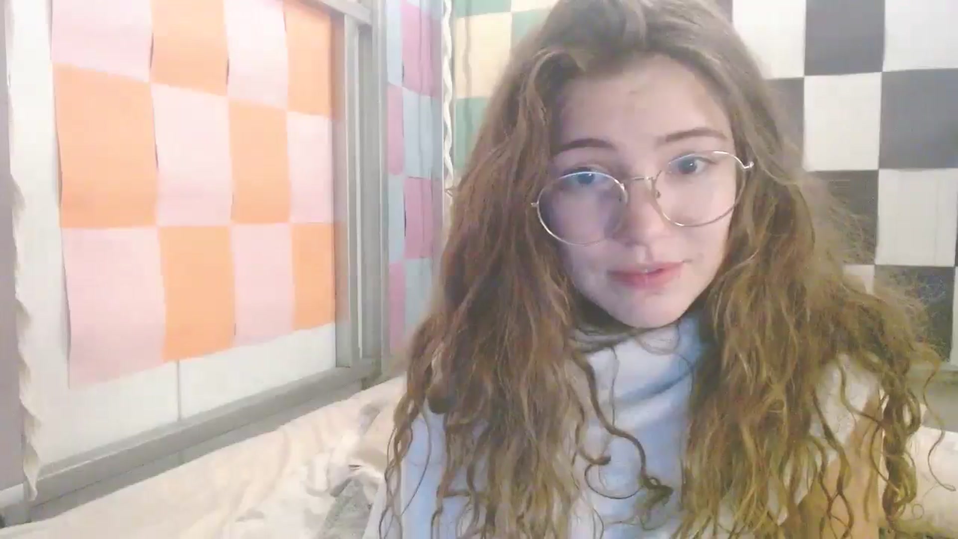 Gallery image thumbnail from Elizabeth005's myfreecams stream on, 09/17/2025, 12:43 image 6 of 20