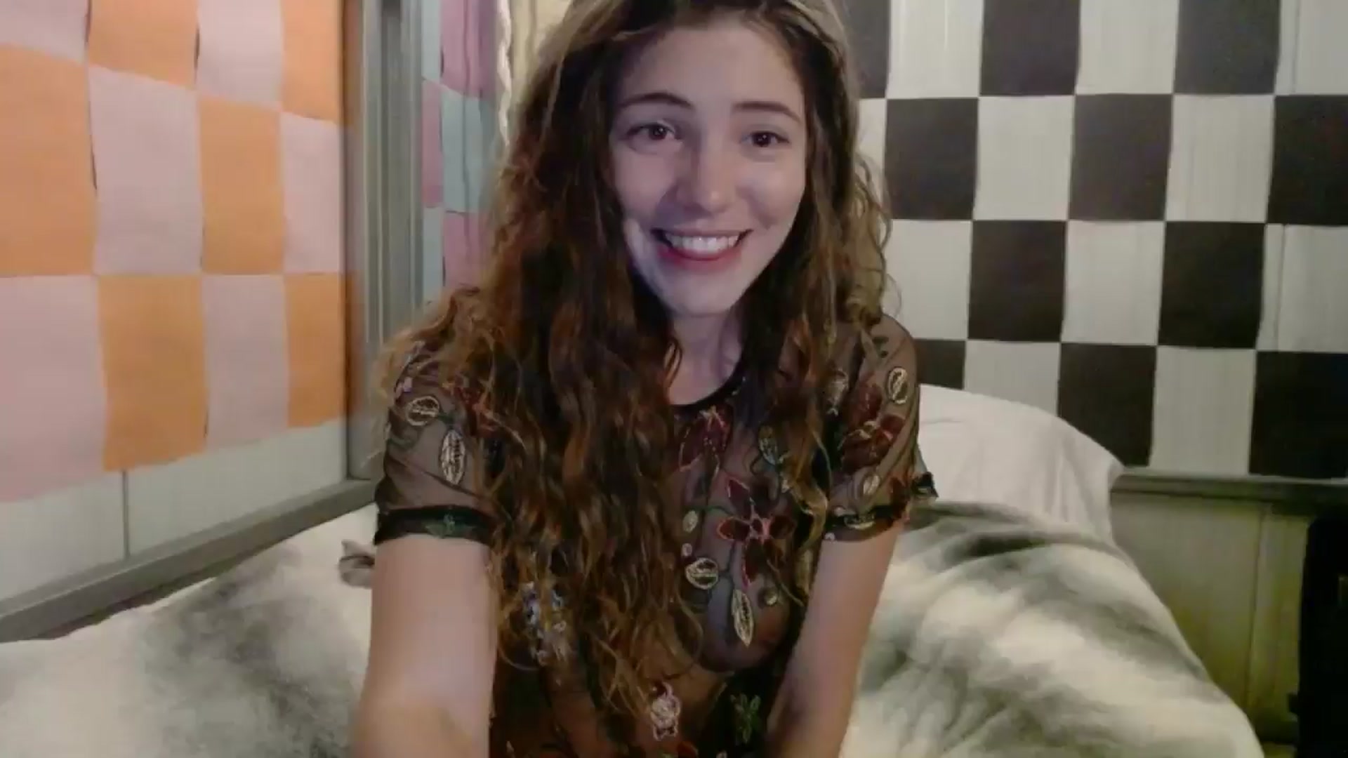 Gallery image thumbnail from Elizabeth005's myfreecams stream on, 09/18/2025, 08:35 image 1 of 20
