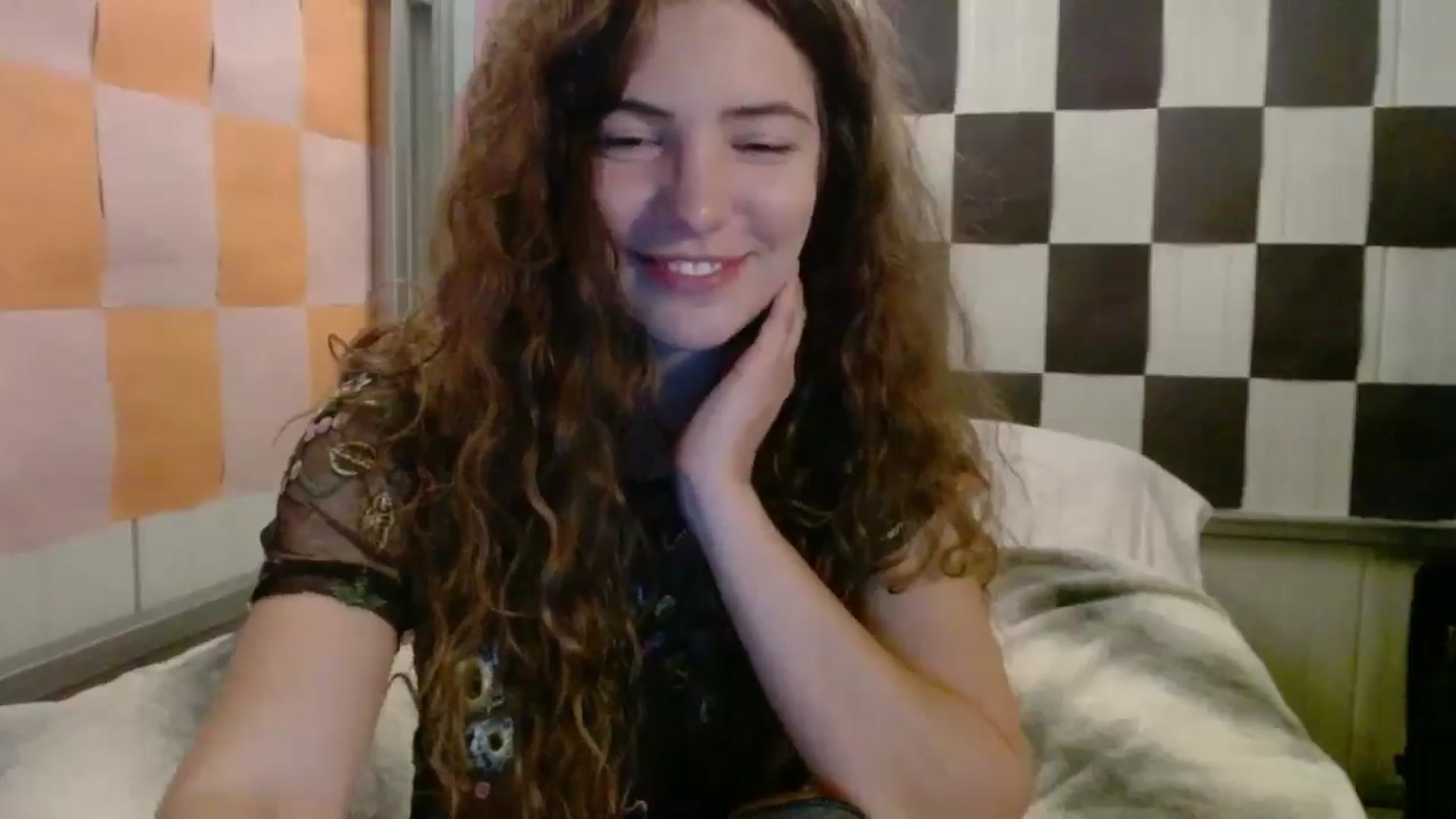 Gallery image thumbnail from Elizabeth005's myfreecams stream on, 09/18/2025, 08:35 image 3 of 20
