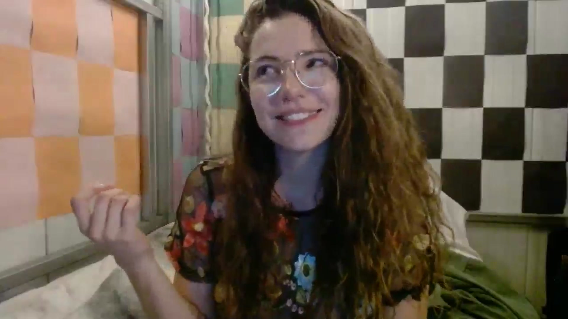 Gallery image thumbnail from Elizabeth005's myfreecams stream on, 09/18/2025, 13:23 image 3 of 20
