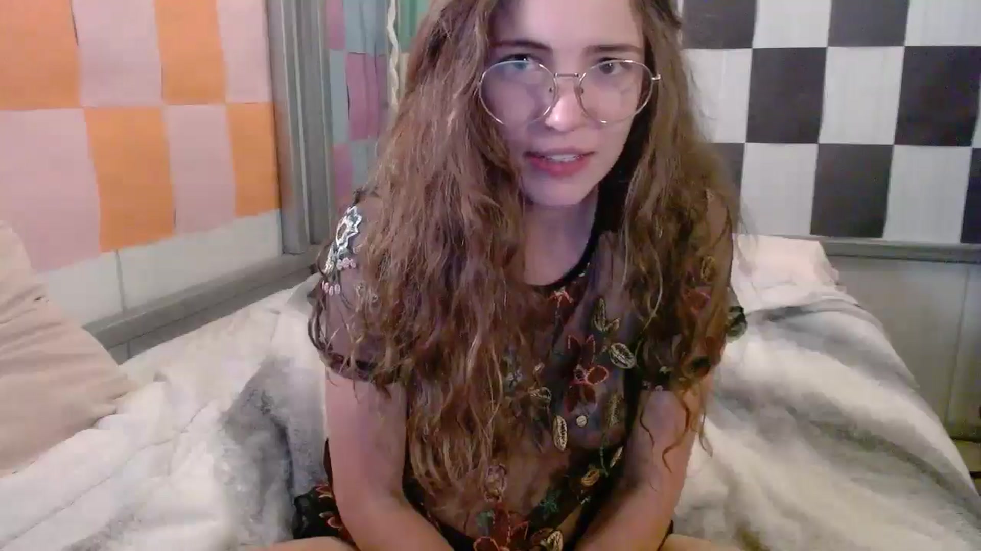 Gallery image thumbnail from Elizabeth005's myfreecams stream on, 09/18/2025, 13:23 image 20 of 20