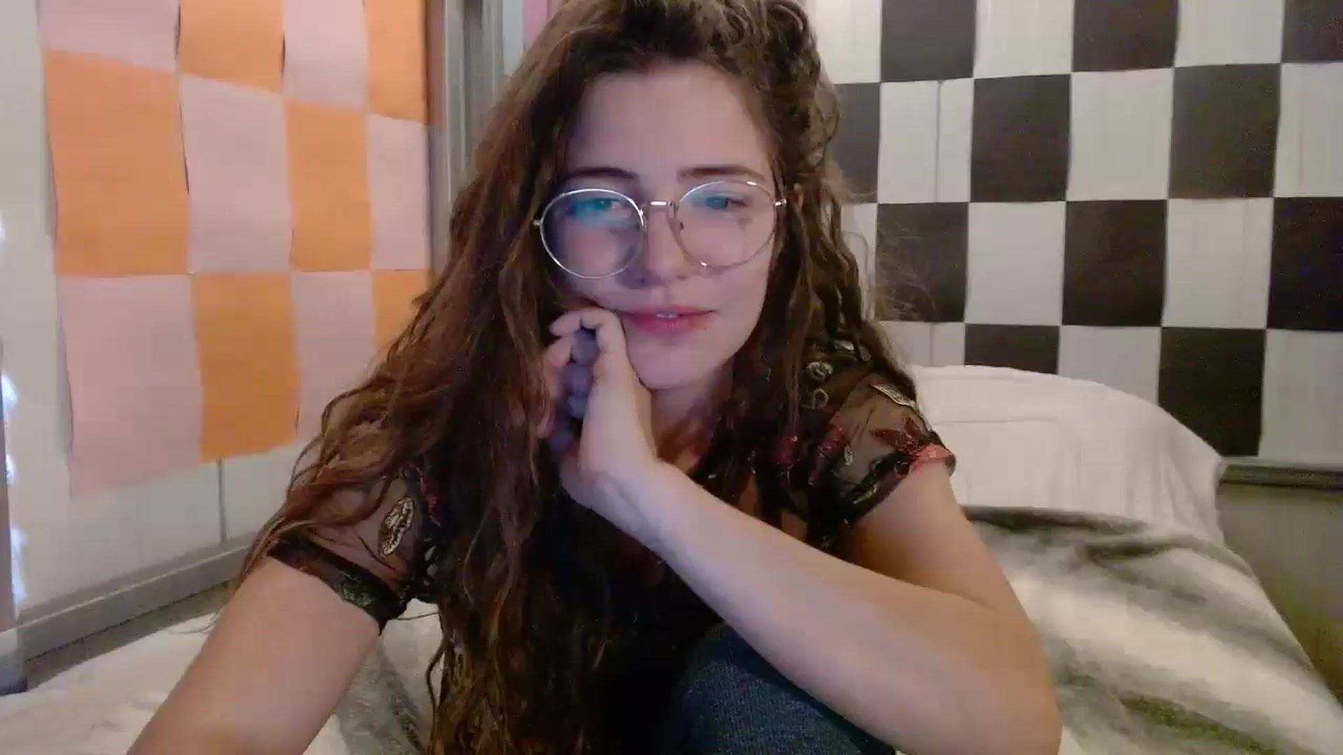 Gallery image thumbnail from Elizabeth005's myfreecams stream on, 09/18/2025, 13:23 image 11 of 20