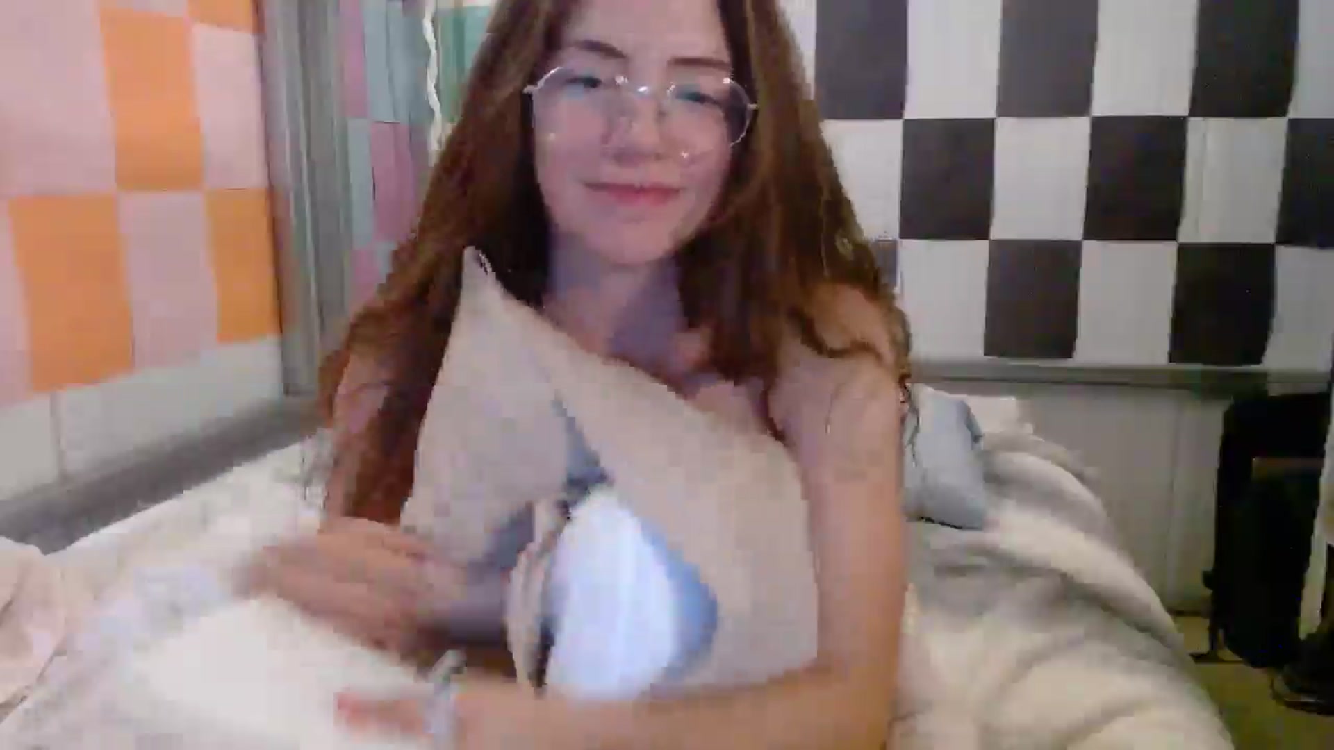 Gallery image thumbnail from Elizabeth005's myfreecams stream on, 09/18/2025, 14:25 image 5 of 20