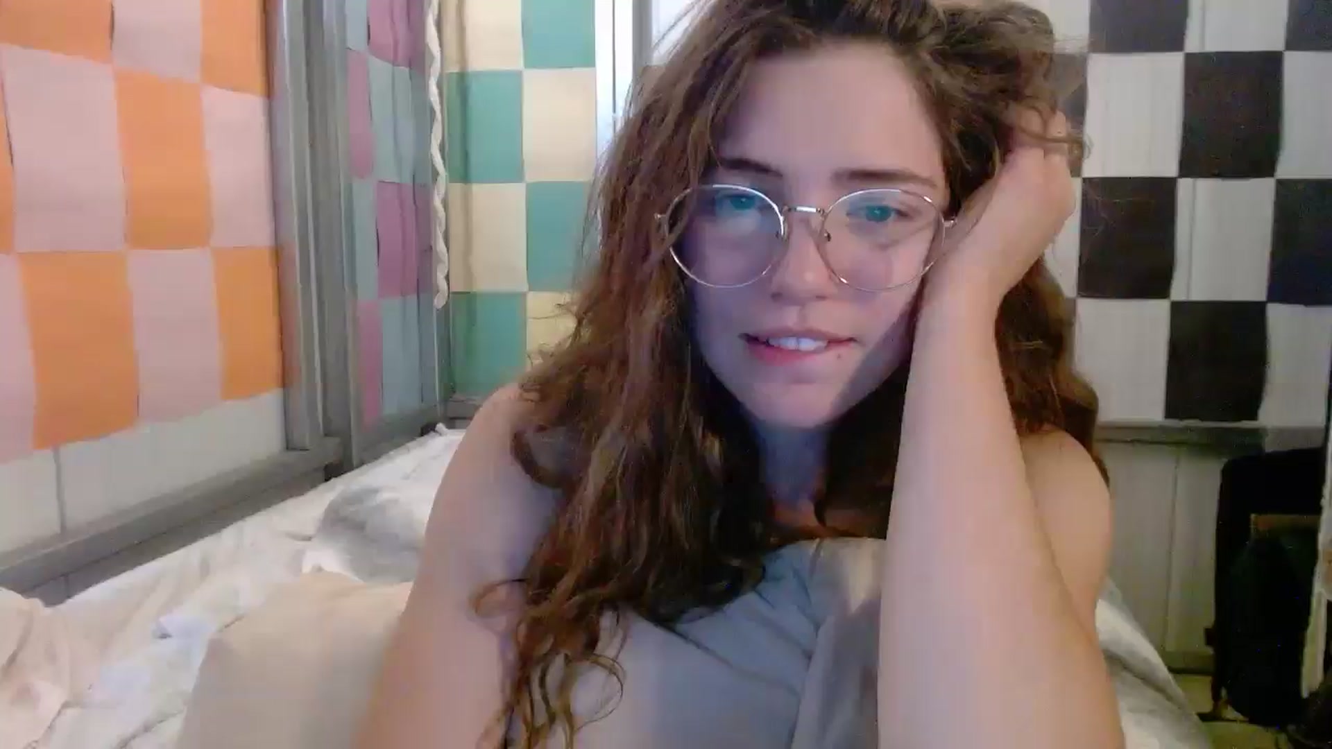 Gallery image thumbnail from Elizabeth005's myfreecams stream on, 09/18/2025, 14:25 image 1 of 20
