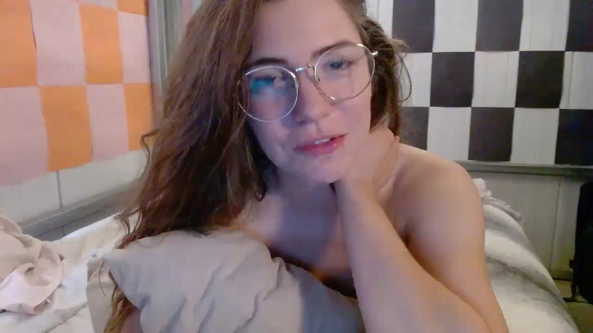 Gallery image thumbnail from Elizabeth005's myfreecams stream on, 09/18/2025, 14:25 image 19 of 20