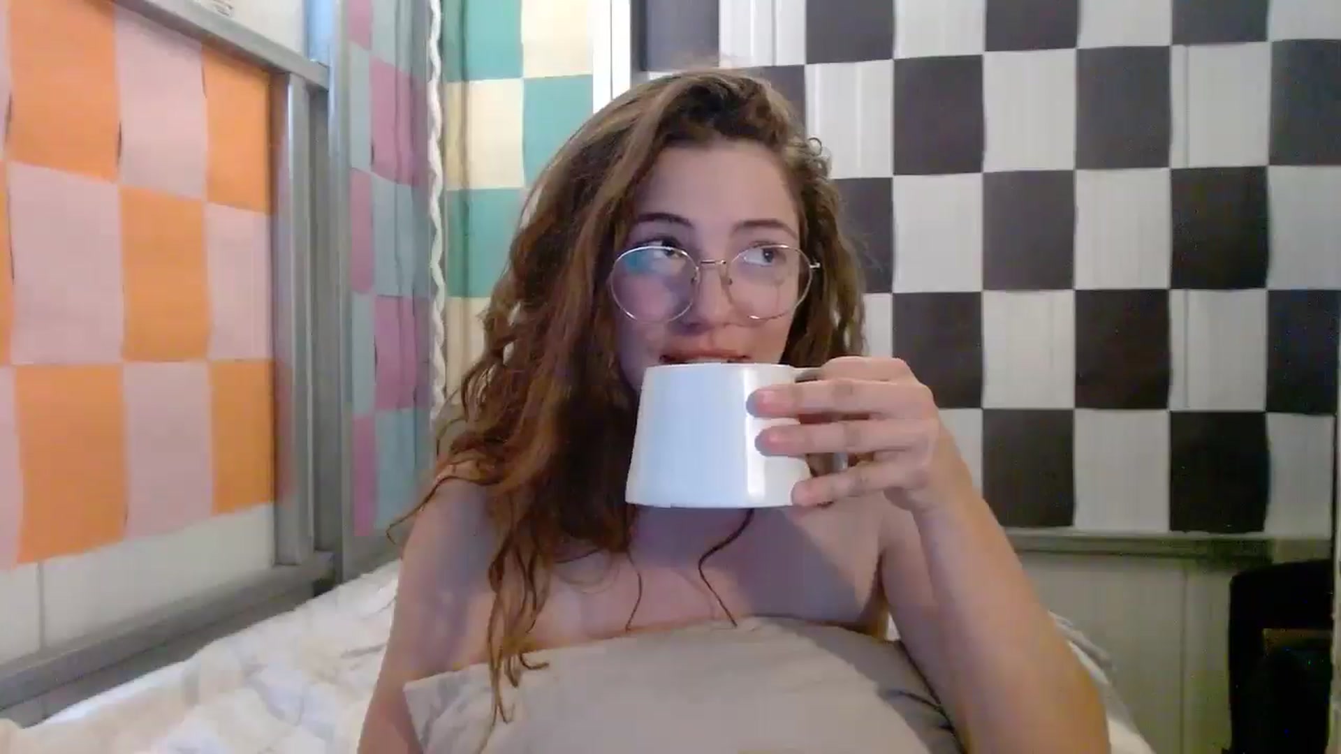 Gallery image thumbnail from Elizabeth005's myfreecams stream on, 09/18/2025, 15:05 image 7 of 20