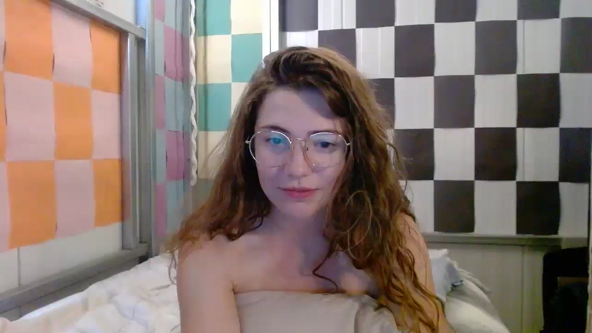 Gallery image thumbnail from Elizabeth005's myfreecams stream on, 09/18/2025, 15:05 image 11 of 20
