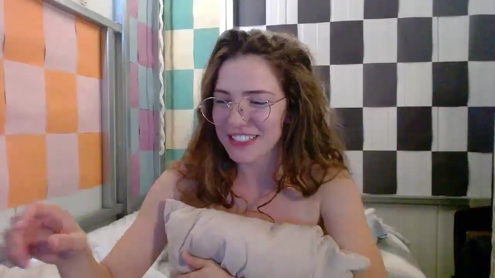 Gallery image thumbnail from Elizabeth005's myfreecams stream on, 09/18/2025, 15:05 image 8 of 20