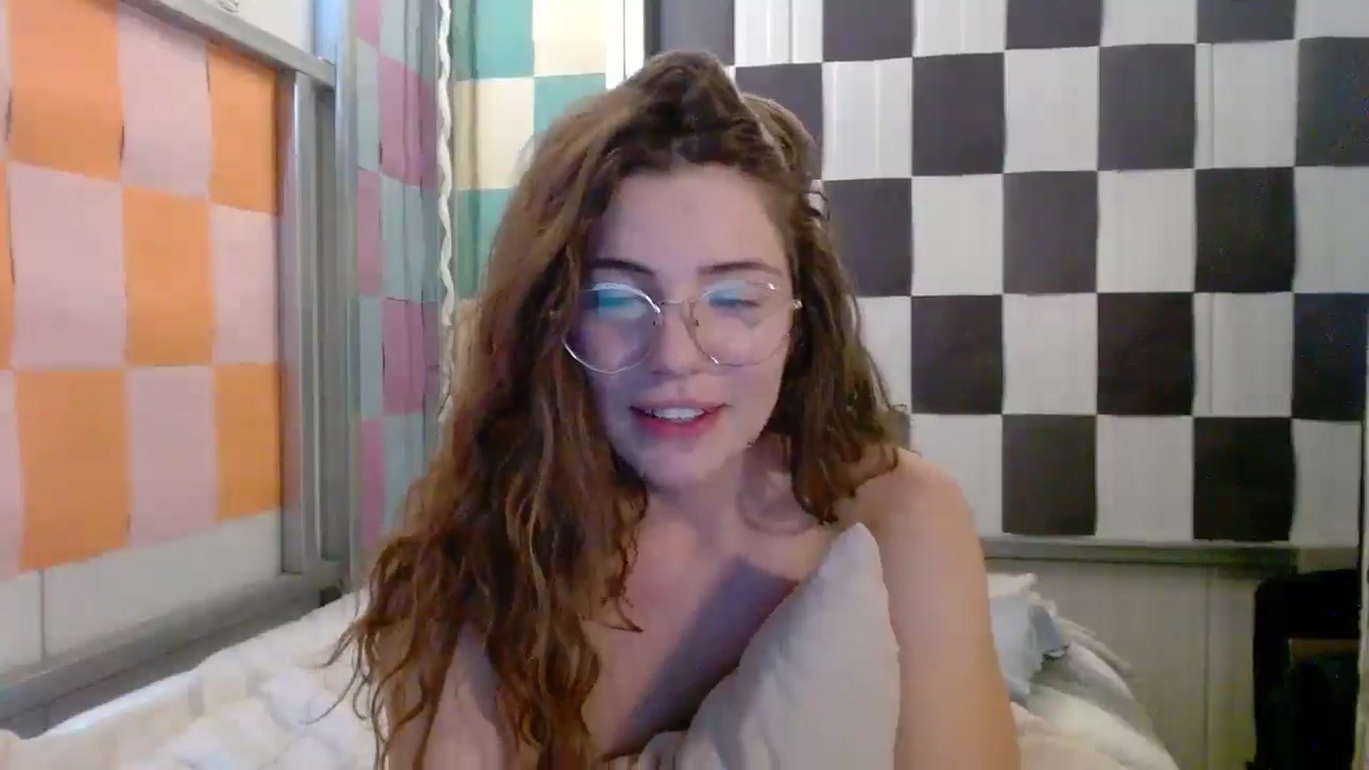 Gallery image thumbnail from Elizabeth005's myfreecams stream on, 09/18/2025, 15:05 image 5 of 20