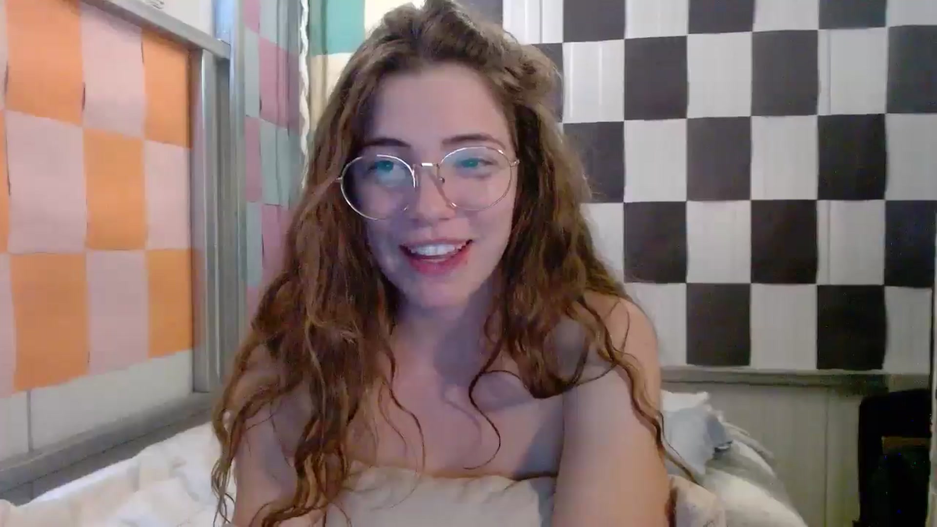 Gallery image thumbnail from Elizabeth005's myfreecams stream on, 09/18/2025, 15:05 image 13 of 20