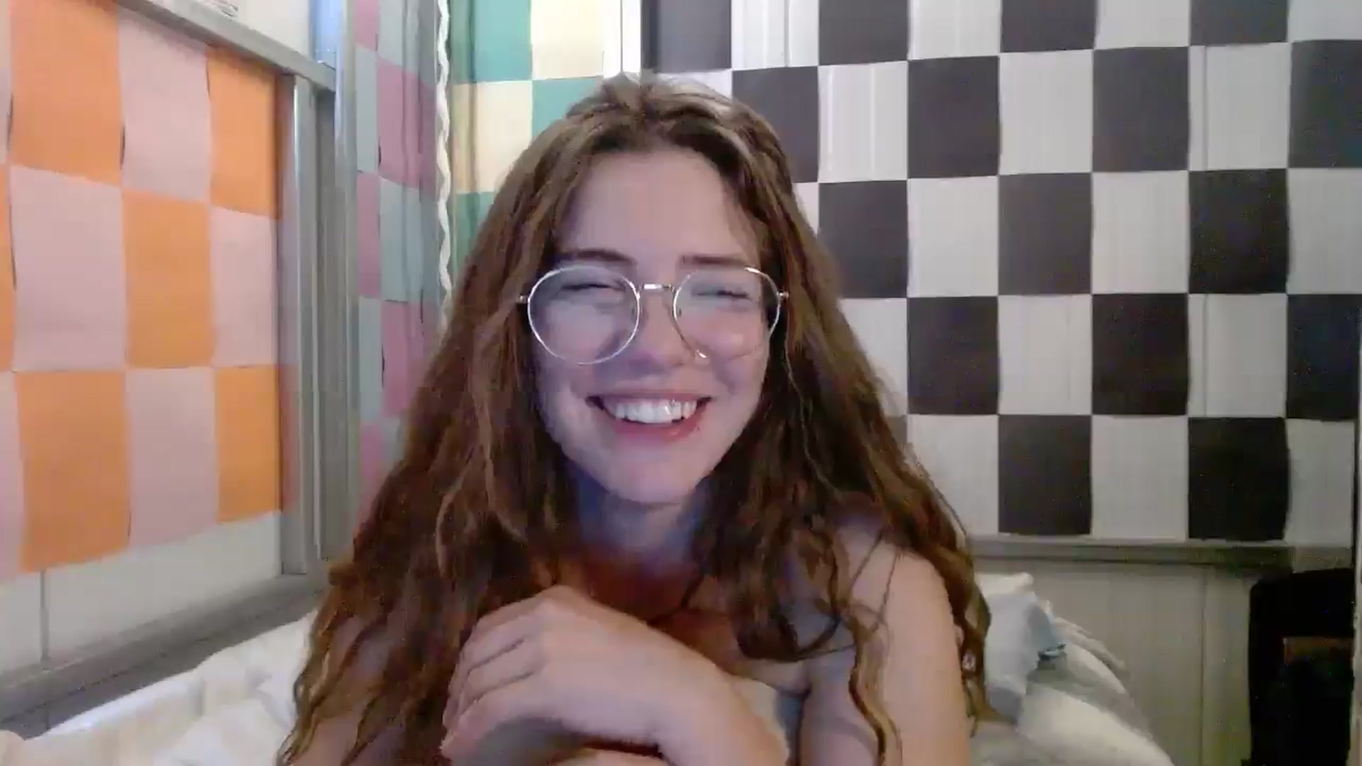 Gallery image thumbnail from Elizabeth005's myfreecams stream on, 09/18/2025, 15:05 image 16 of 20