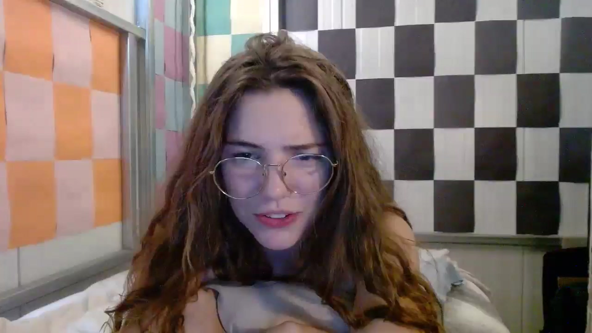 Gallery image thumbnail from Elizabeth005's myfreecams stream on, 09/18/2025, 15:05 image 18 of 20