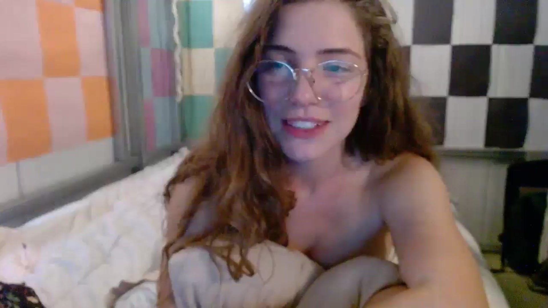 Gallery image thumbnail from Elizabeth005's myfreecams stream on, 09/18/2025, 15:39 image 20 of 20