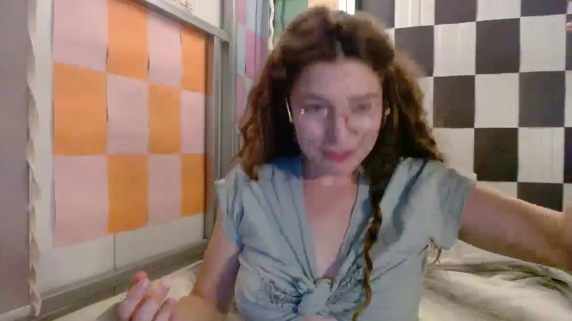 Gallery image thumbnail from Elizabeth005's myfreecams stream on, 09/20/2025, 07:06 image 12 of 20