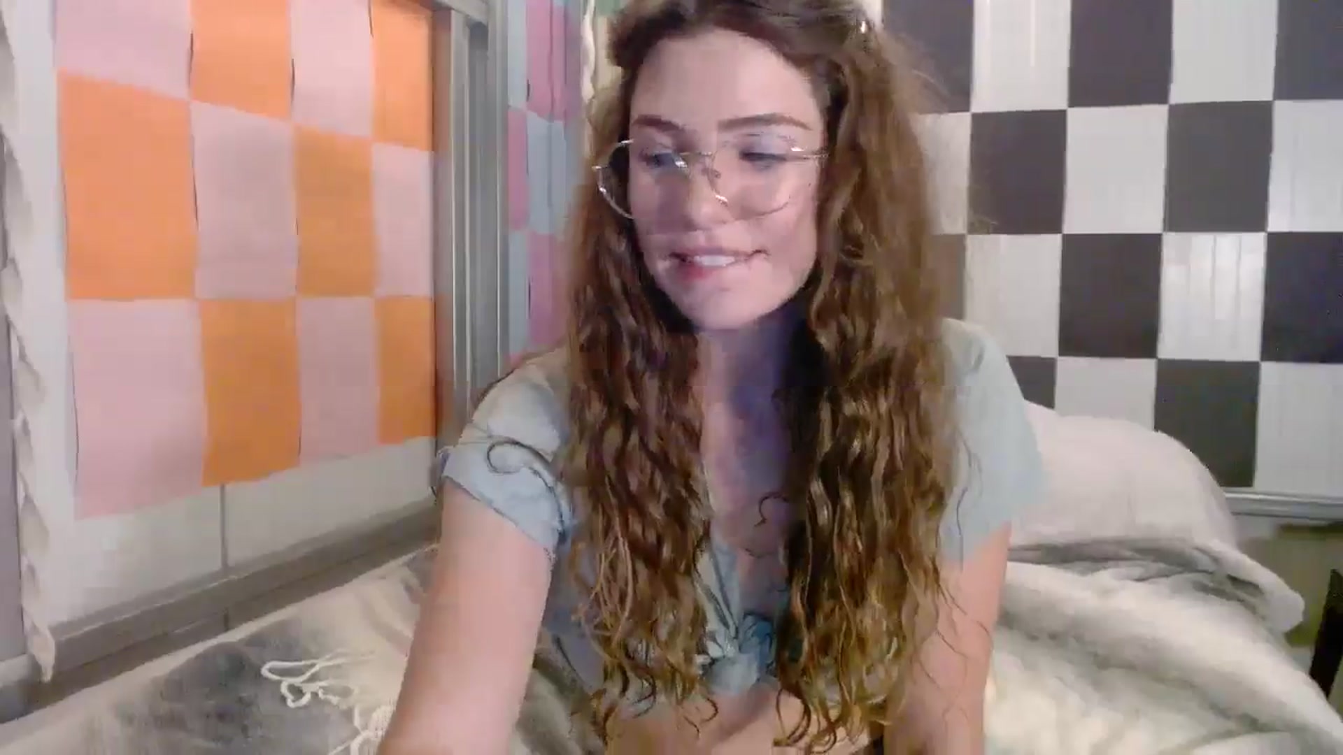 Gallery image thumbnail from Elizabeth005's myfreecams stream on, 09/20/2025, 07:06 image 4 of 20
