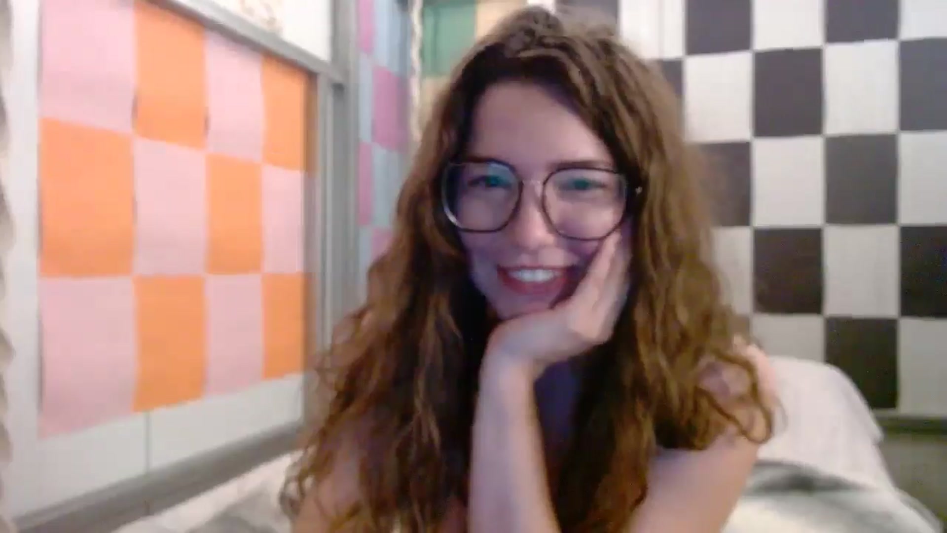 Gallery image thumbnail from Elizabeth005's myfreecams stream on, 09/22/2025, 06:18 image 11 of 20