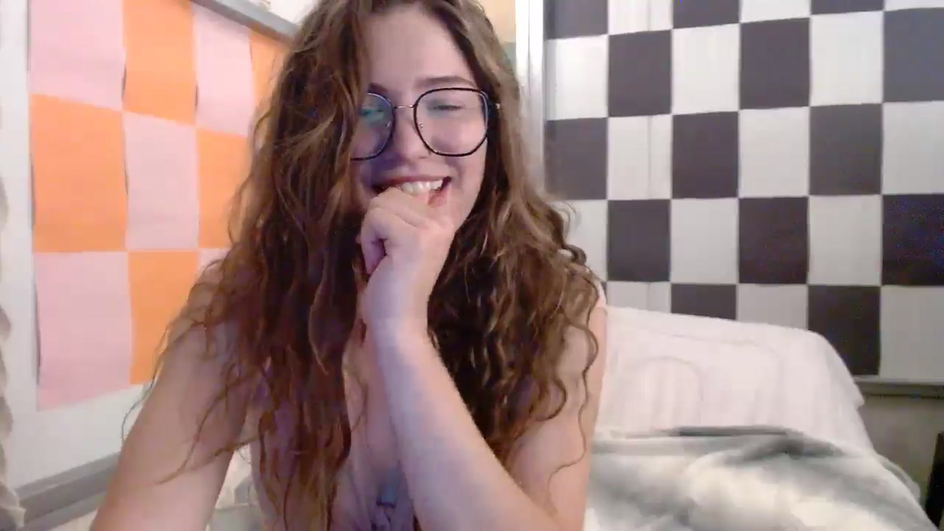 Gallery image thumbnail from Elizabeth005's myfreecams stream on, 09/22/2025, 06:55 image 13 of 20