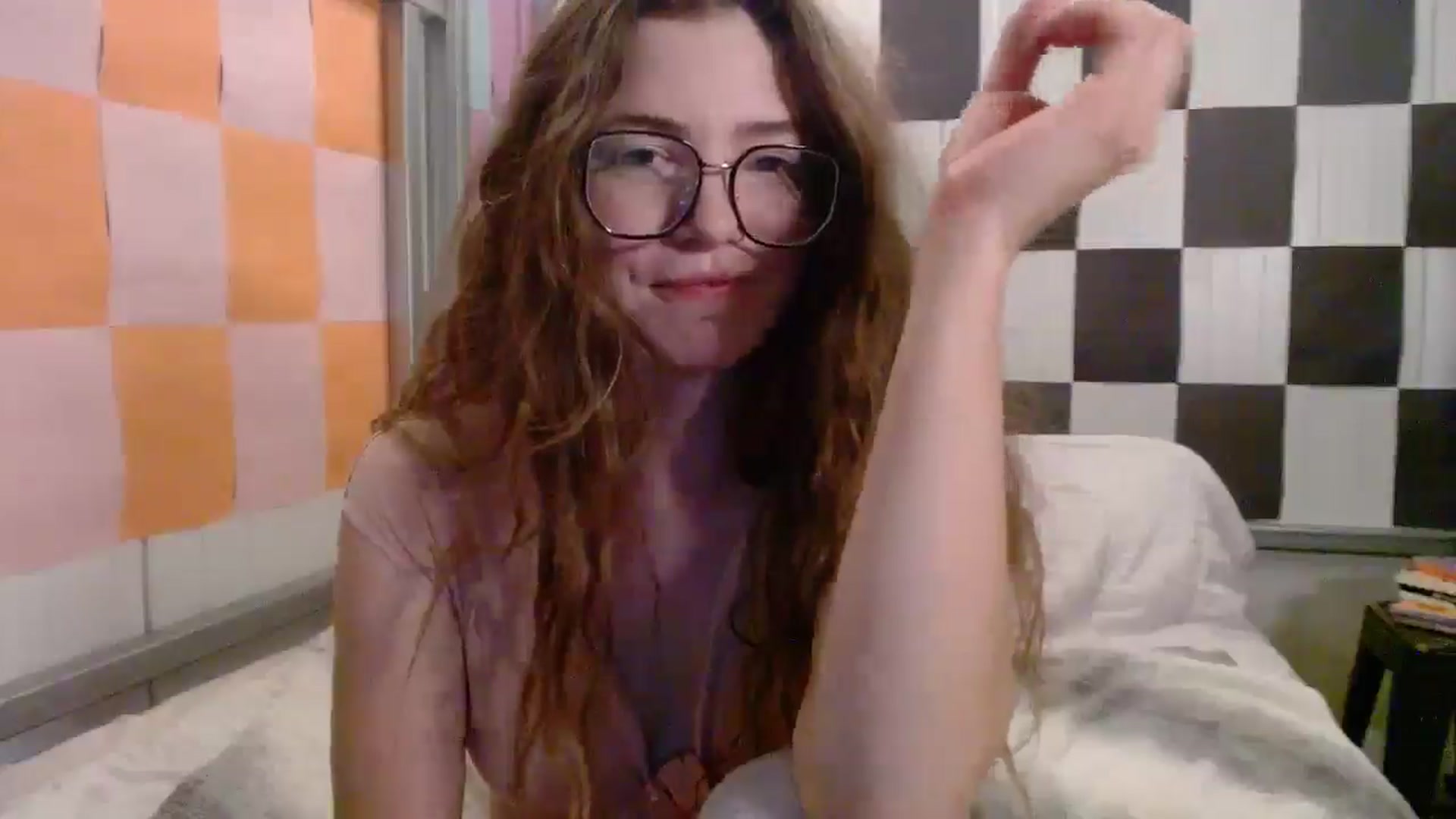 Gallery image thumbnail from Elizabeth005's myfreecams stream on, 09/22/2025, 10:56 image 16 of 20