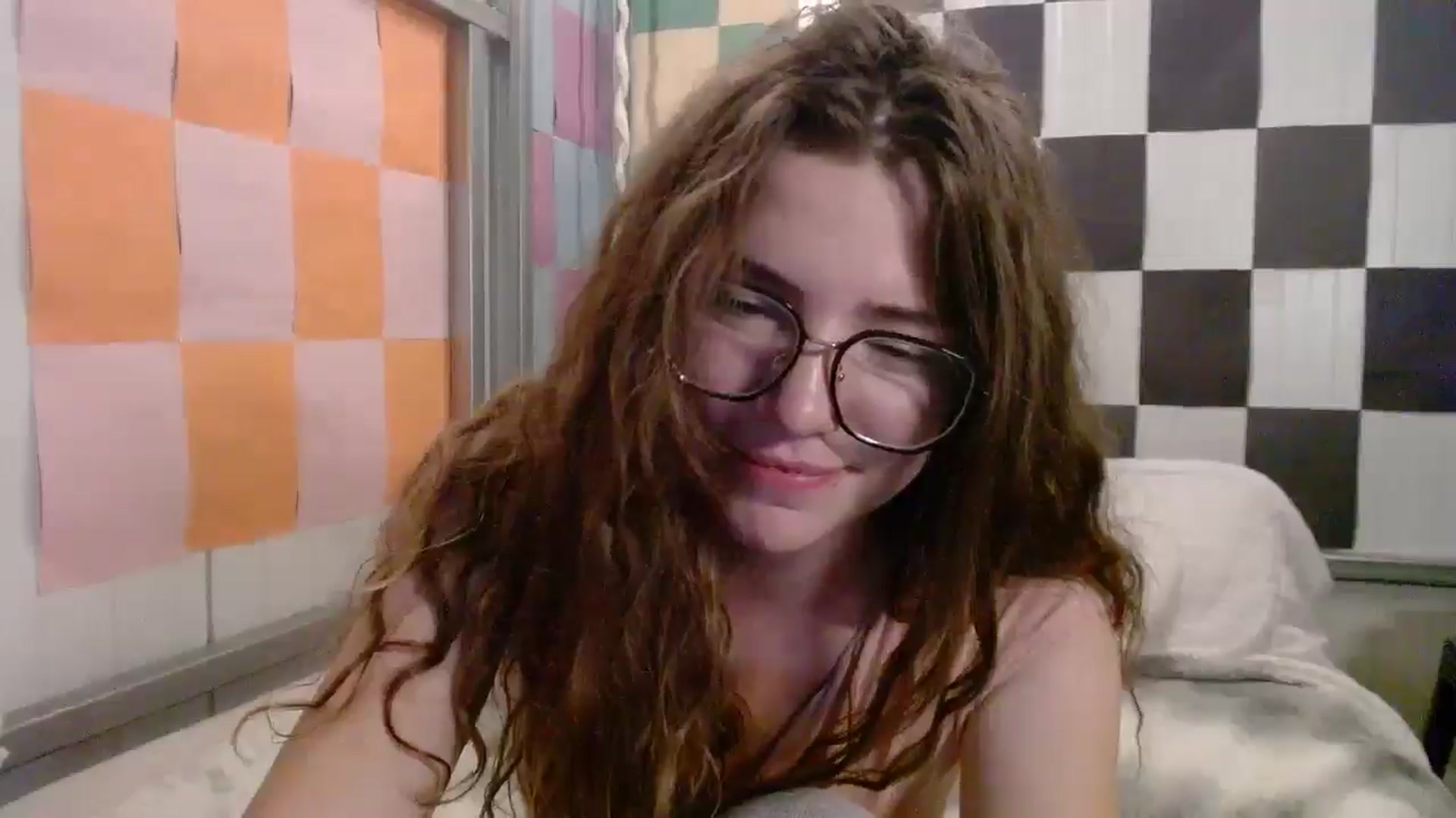 Gallery image thumbnail from Elizabeth005's myfreecams stream on, 09/22/2025, 12:05 image 7 of 20