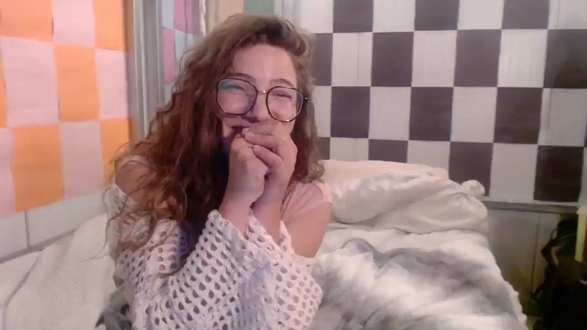 Gallery image thumbnail from Elizabeth005's myfreecams stream on, 11/10/2025, 08:40 image 20 of 20