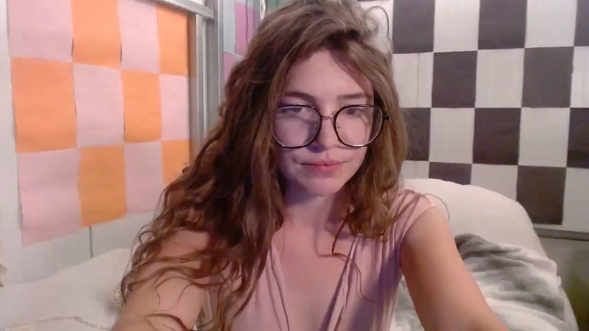 Gallery image thumbnail from Elizabeth005's myfreecams stream on, 11/10/2025, 09:04 image 19 of 20