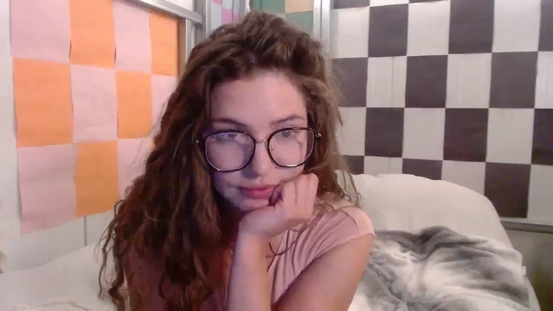 Gallery image thumbnail from Elizabeth005's myfreecams stream on, 11/10/2025, 09:04 image 12 of 20