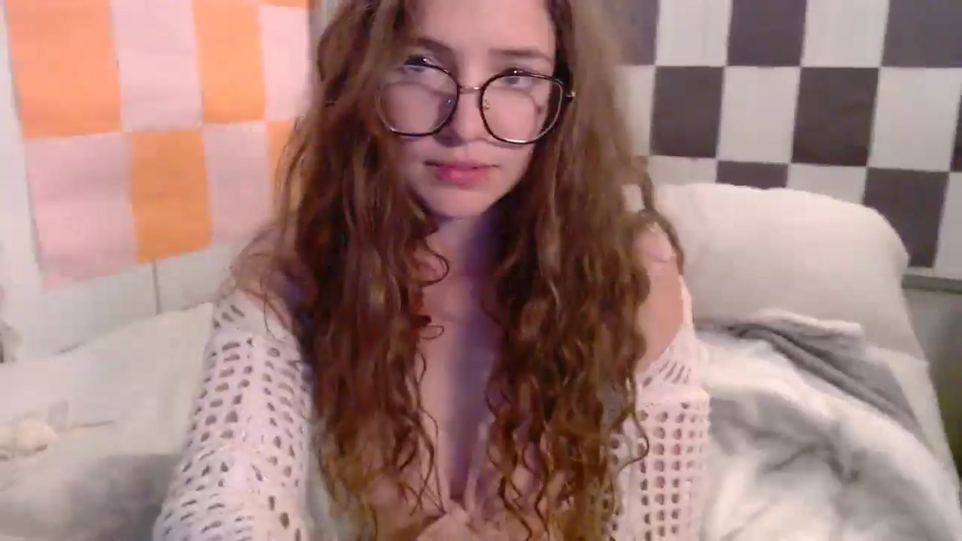 Gallery image thumbnail from Elizabeth005's myfreecams stream on, 11/10/2025, 10:27 image 2 of 20