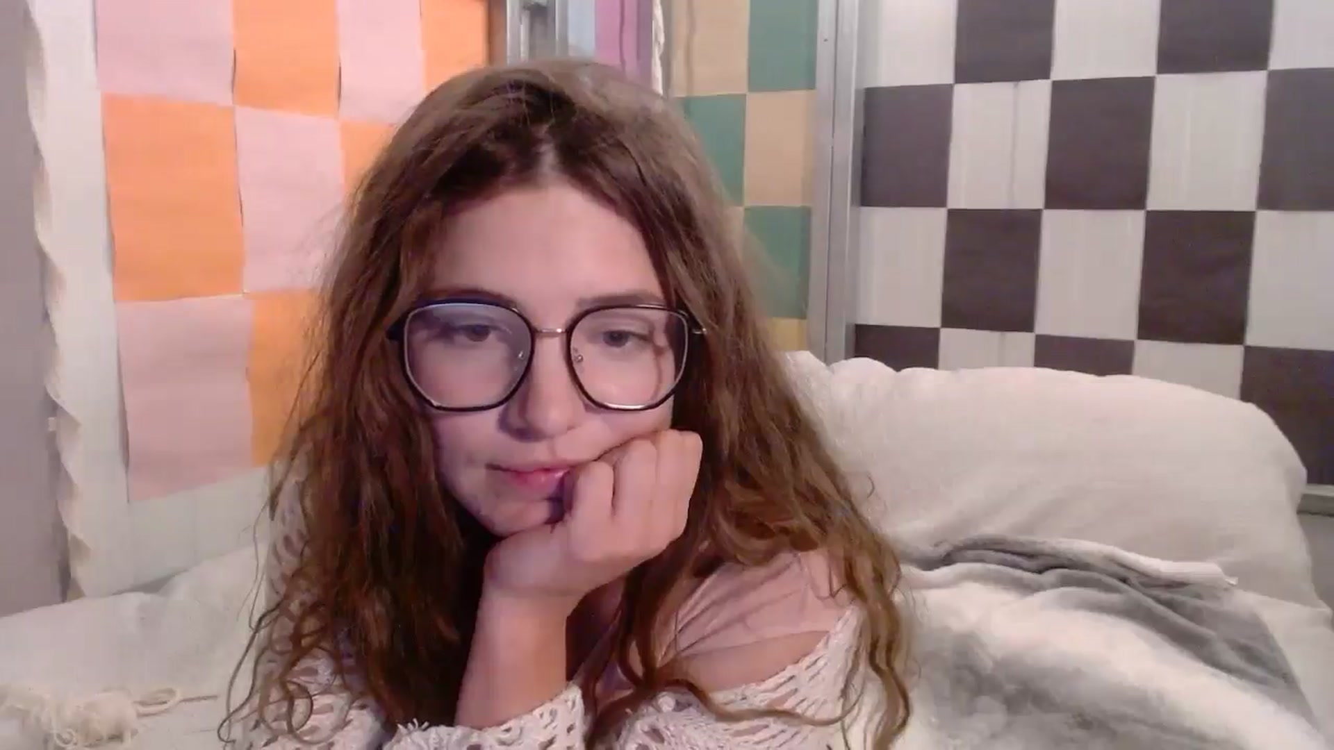Gallery image thumbnail from Elizabeth005's myfreecams stream on, 11/10/2025, 10:27 image 15 of 20