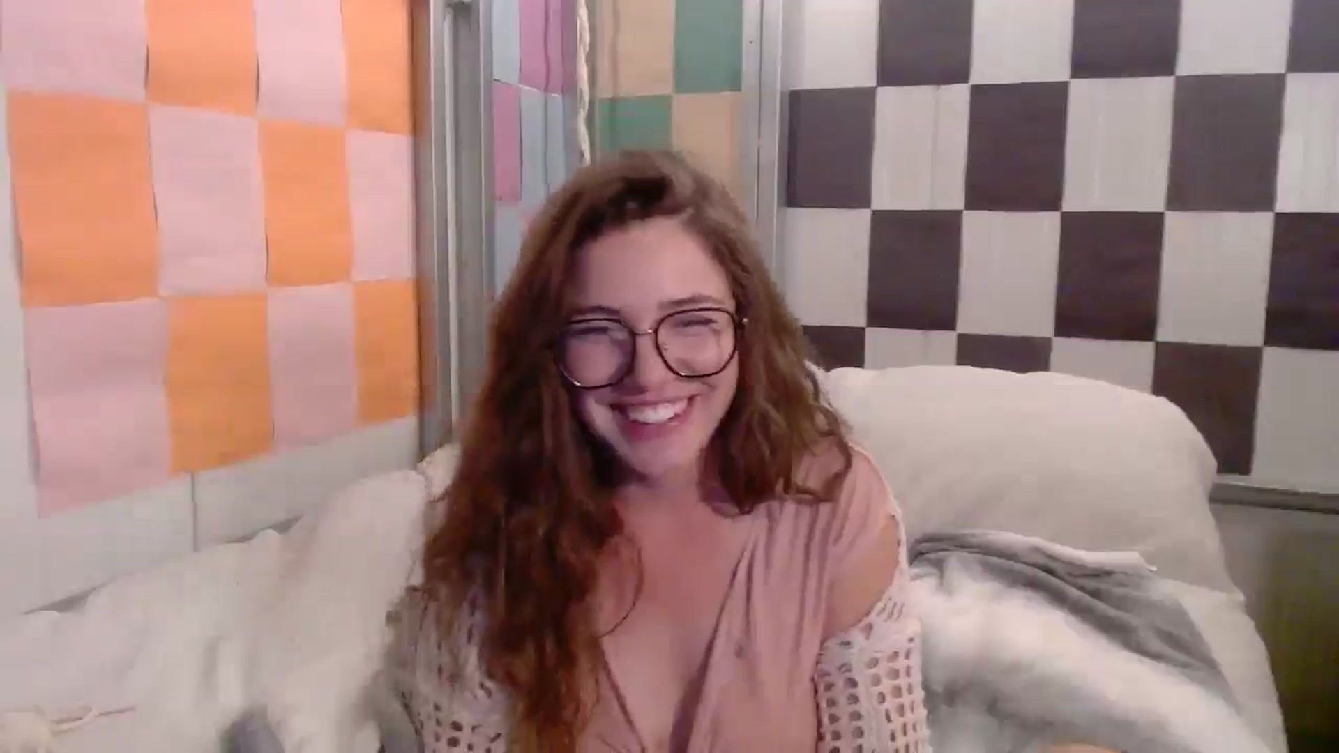 Gallery image thumbnail from Elizabeth005's myfreecams stream on, 11/10/2025, 10:27 image 19 of 20